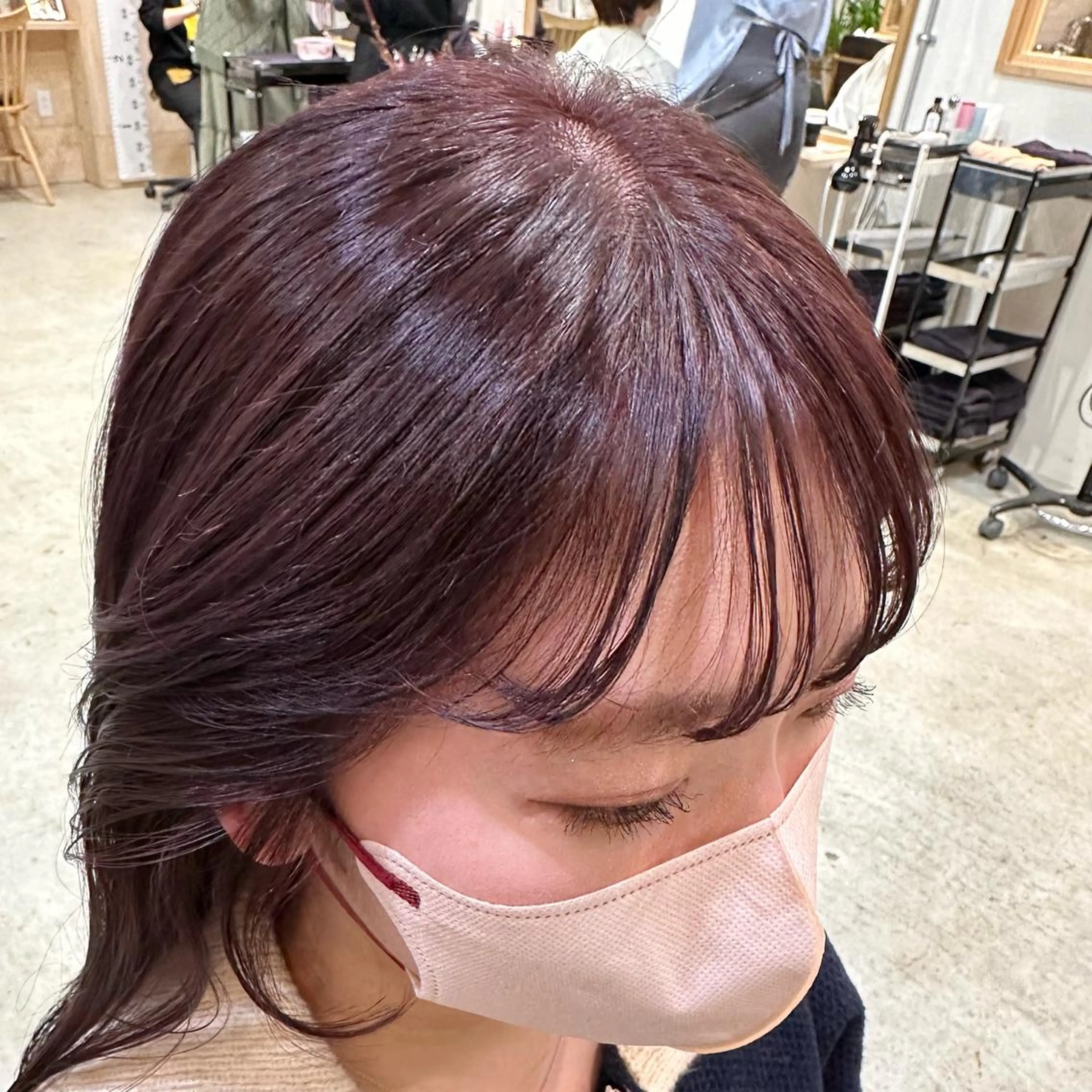 ミディアム カラー パーマ ヘアアレンジ ブリーチ ダブルカラー ラベンダーカラー ラベンダーピンク ピンクカラー ボブ/レイヤー/ニュ アンスパーマ/小夏のヘアスタイル