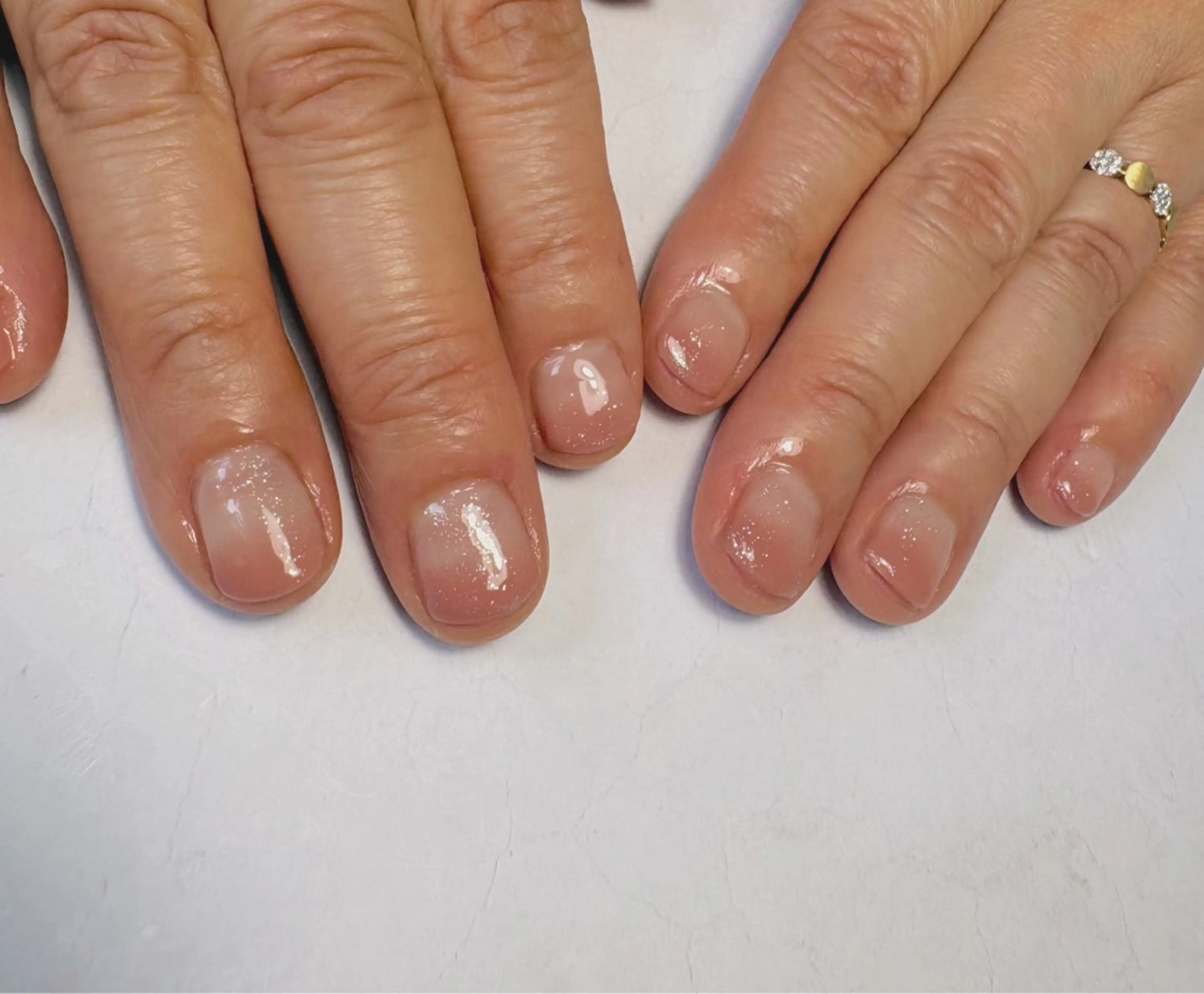 ネイル グラデーション キラキラネイル オフィスネイル シンプルネイル ハンドネイル Nail Salon noiのネイルデザイン