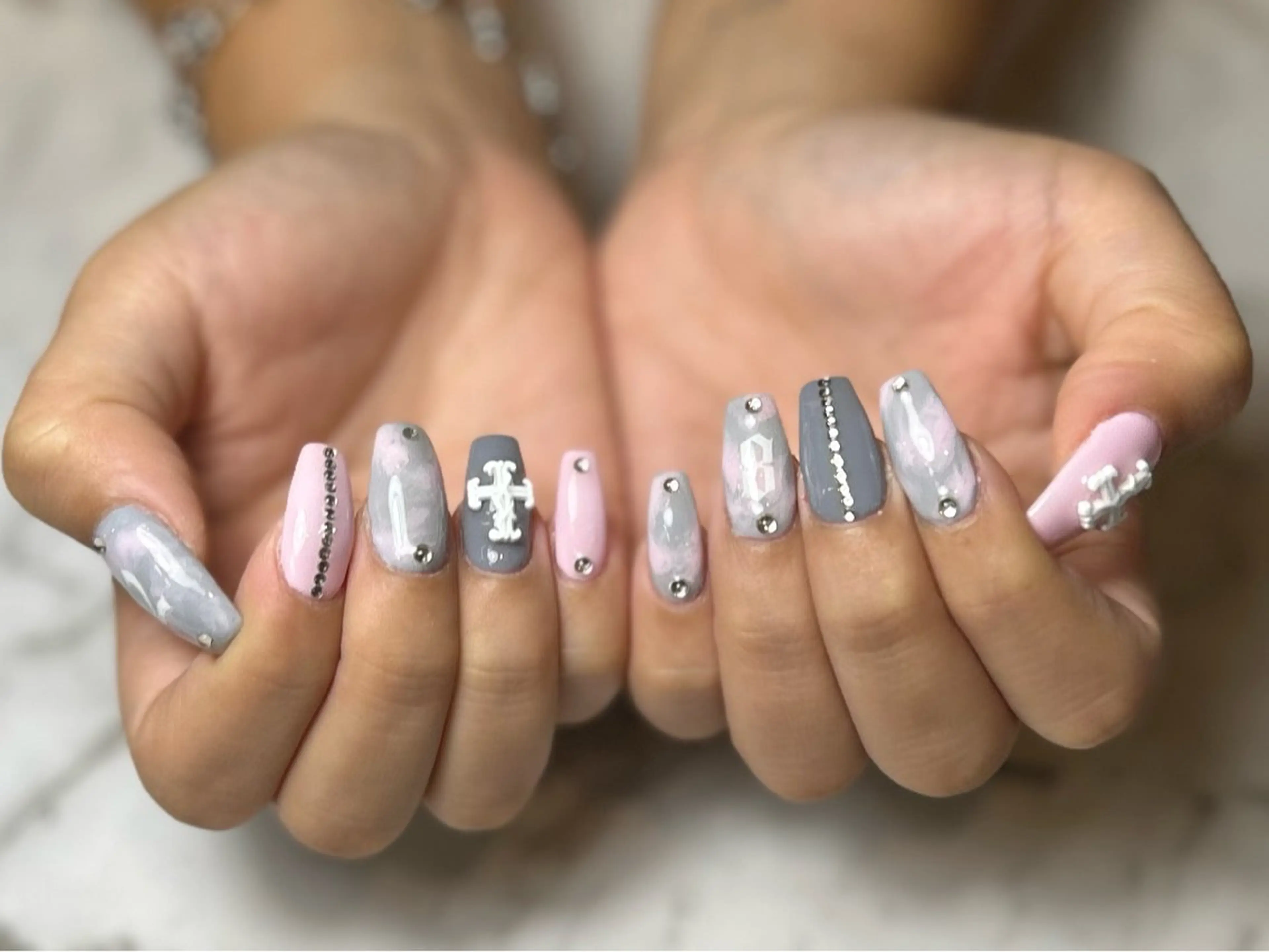 ネイル ハンドネイル amour 平塚所属・amour 平塚店のネイルデザイン