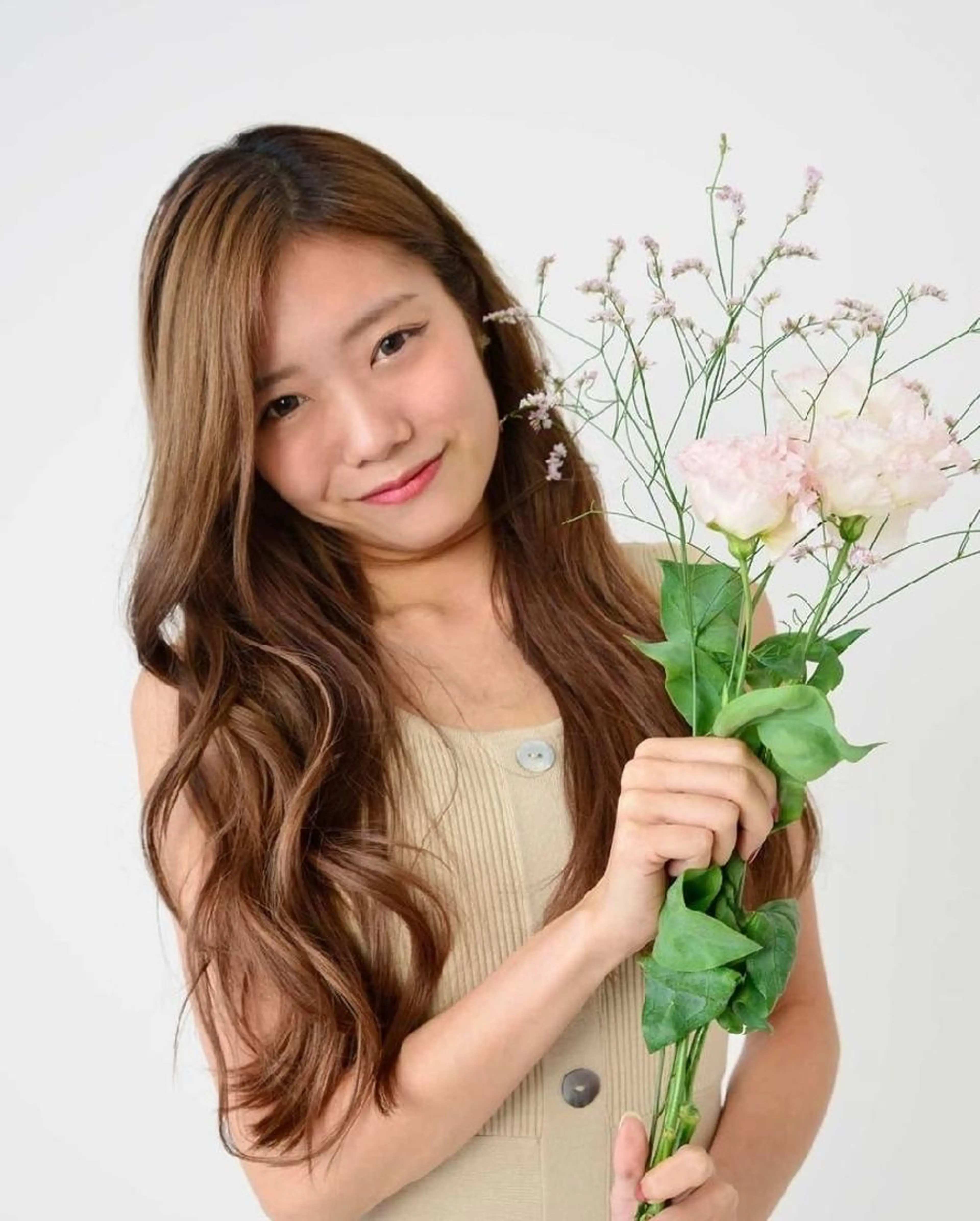 【ミニモ限定】カット & イヤリングカラーの写真