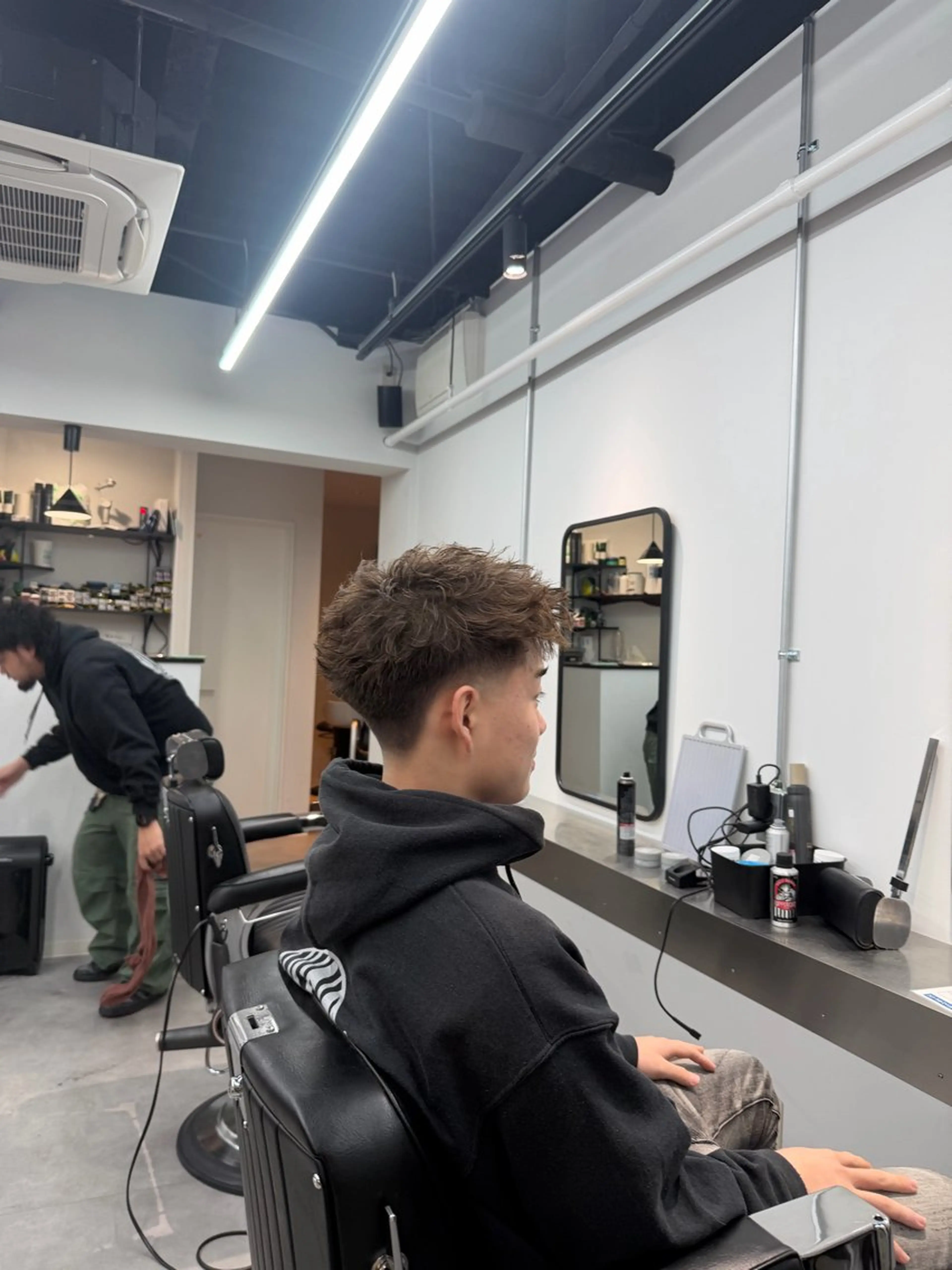 ショート パーマ メンズ メンズパーマ くせ毛 パーマ ナカ レオナのヘアスタイル