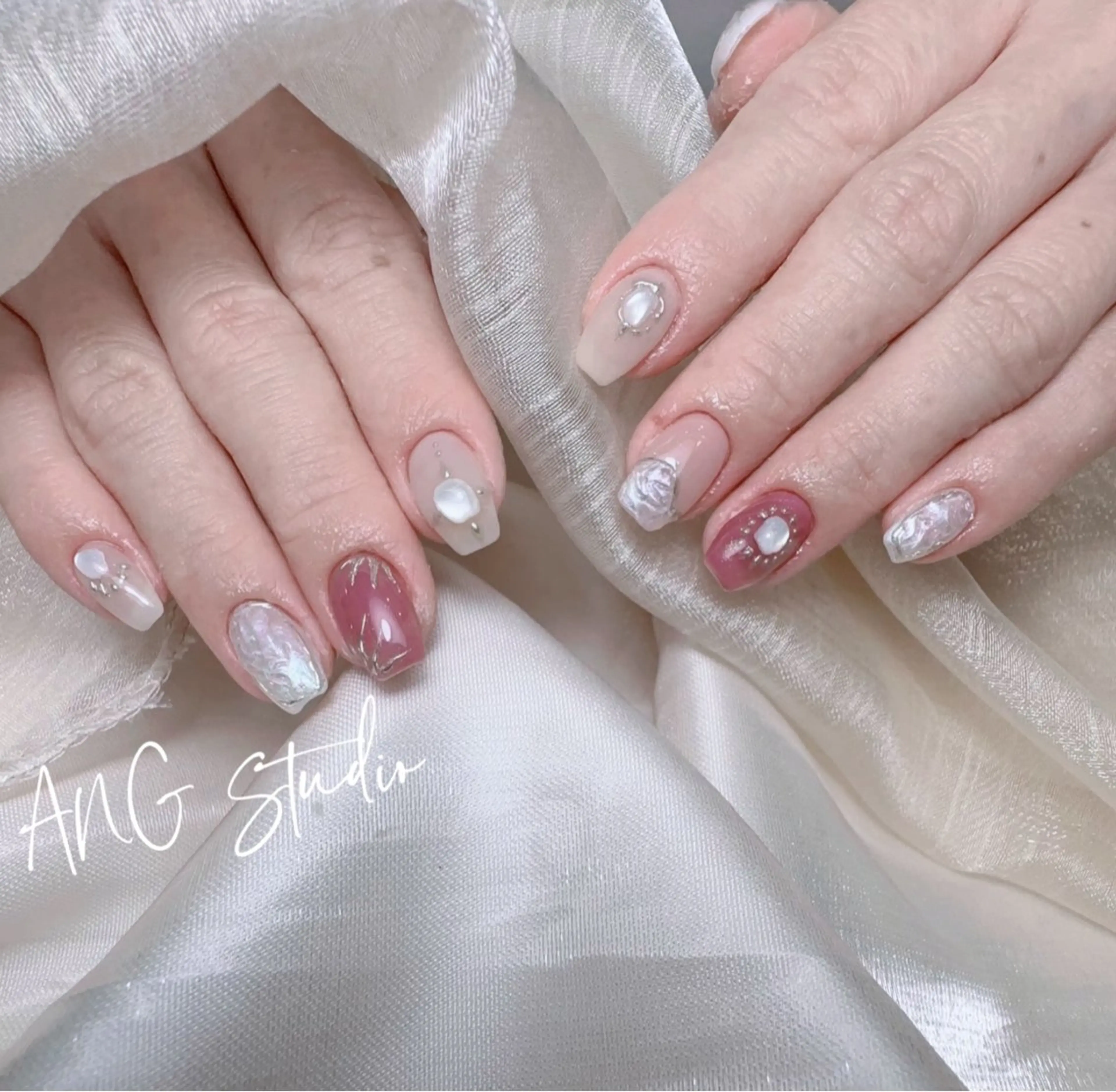 ネイル ハンドネイル ハンドケア ANG Studioのネイルデザイン
