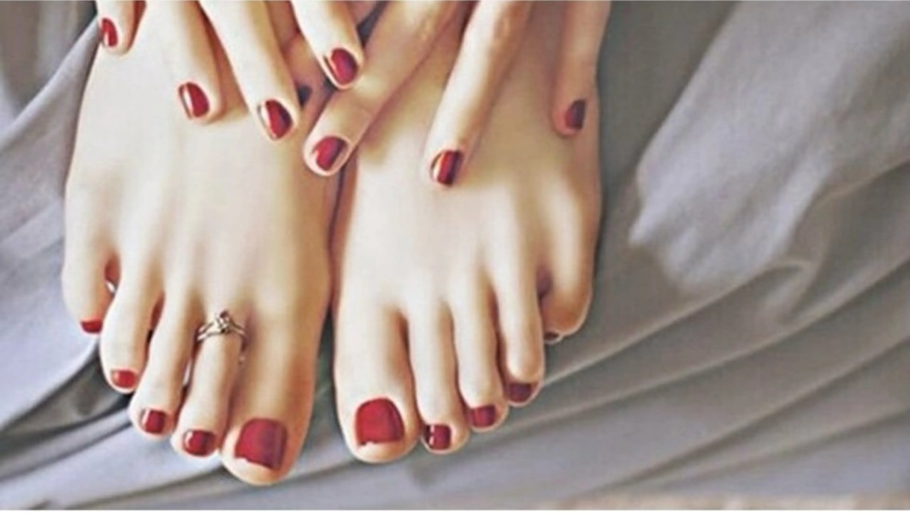 【ハンド + フット】 ワンカラー　◆カラー300色以上　¥8960（初回オフ無料）の写真