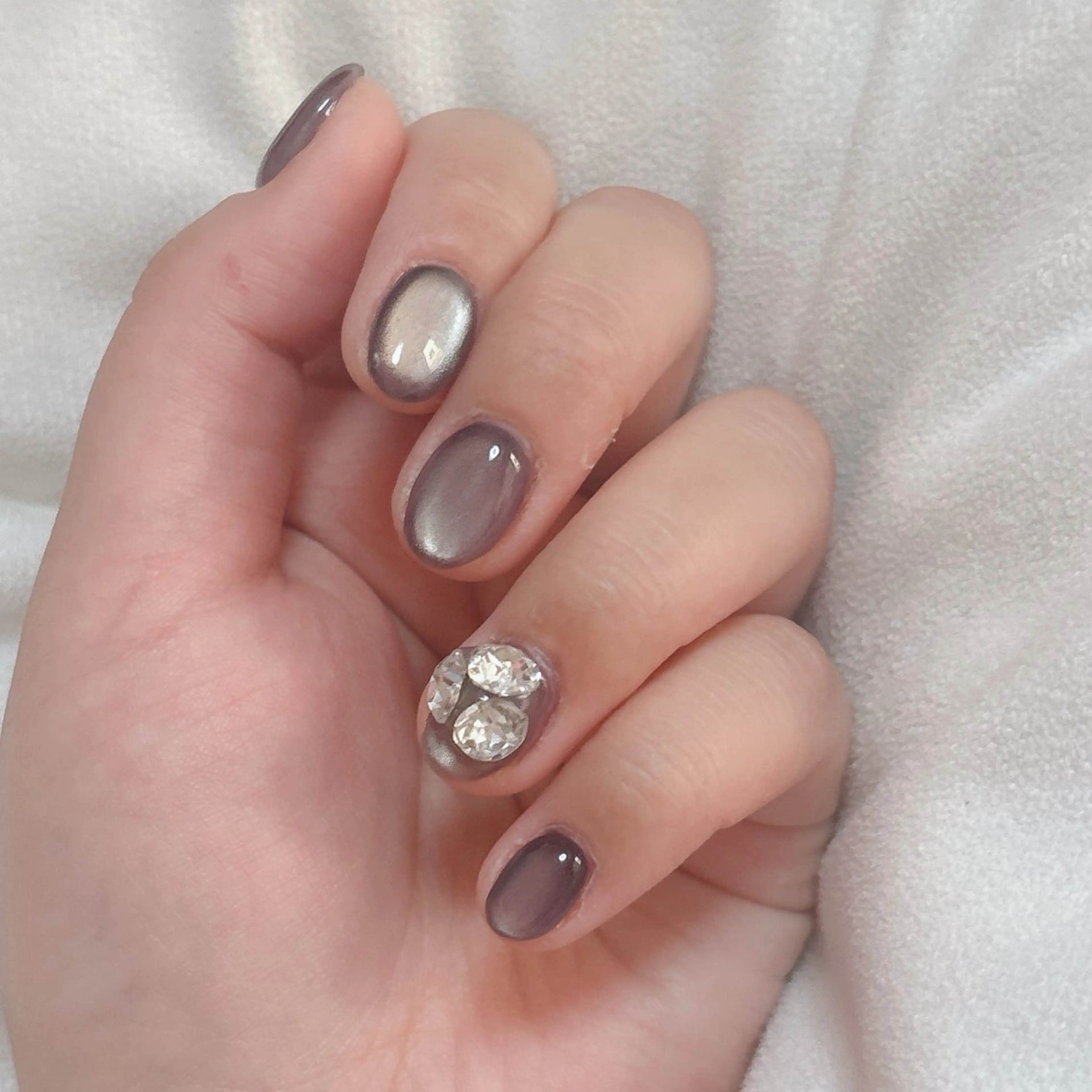 ネイル Me19🕊️‎🤍 yuriのネイルデザイン