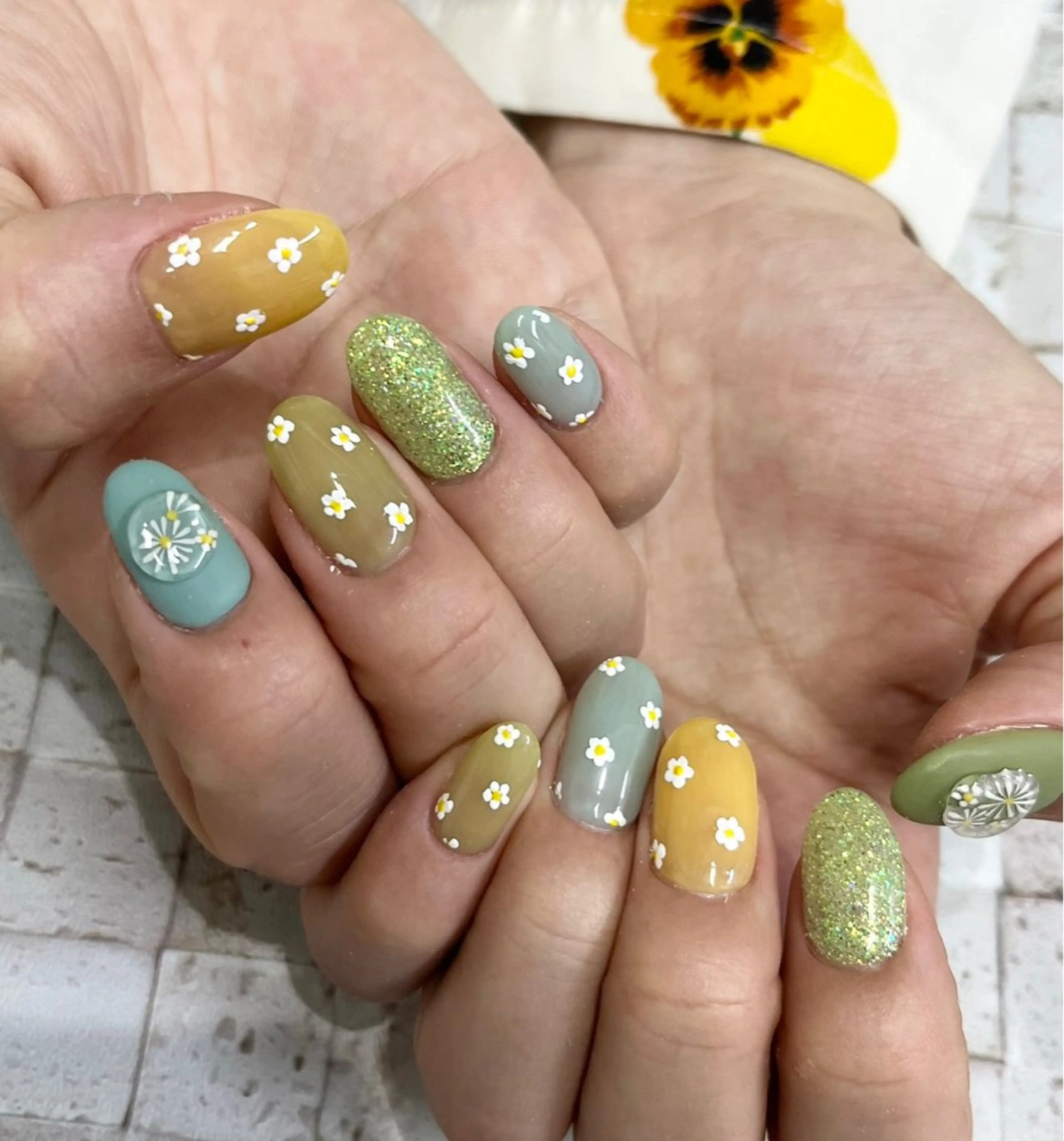 ネイル 持ち込み ハンドネイル フットネイル takenawa sakiのネイルデザイン