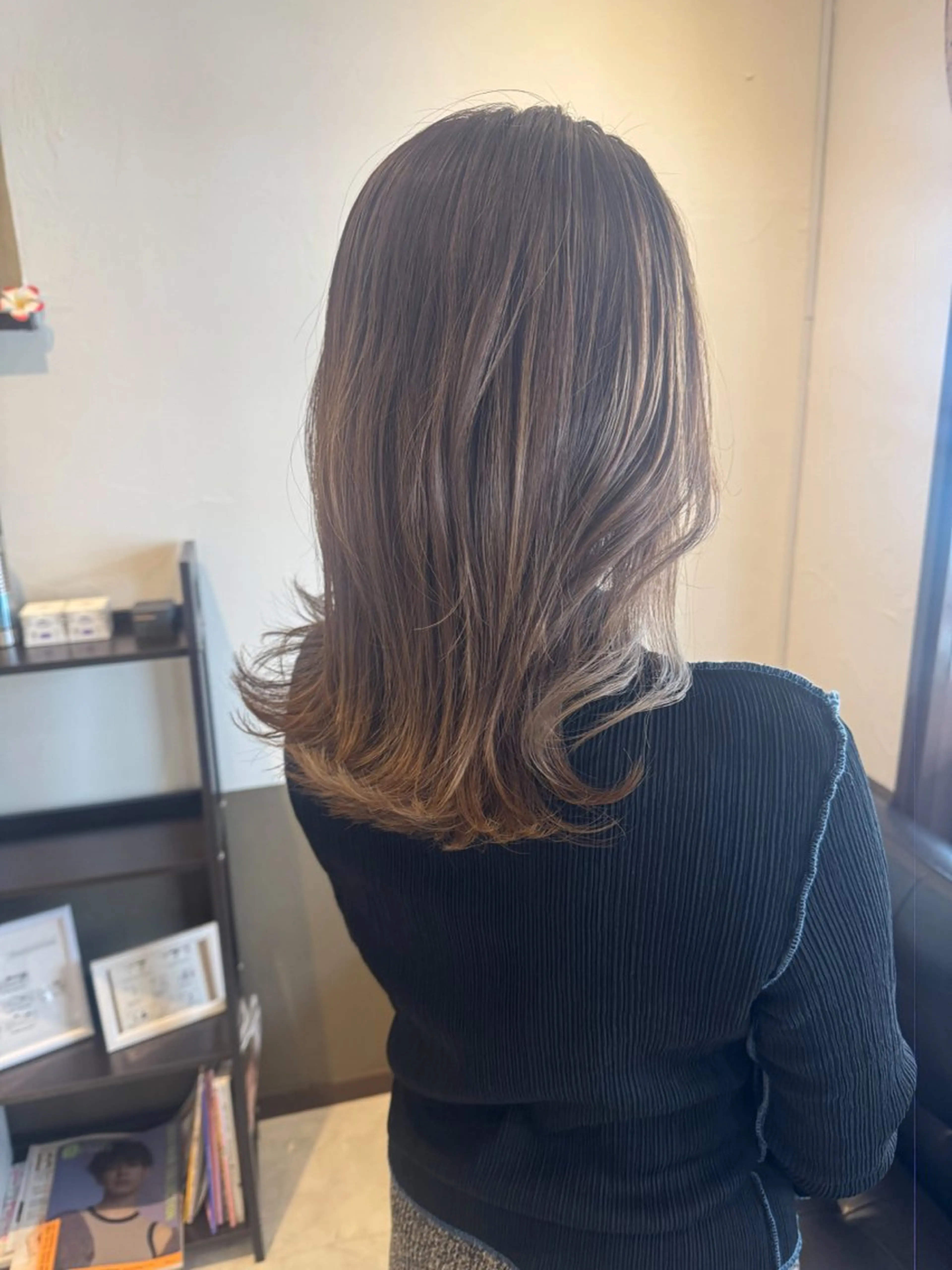 セミロング カラー LEO所属・坂井田 浩樹のヘアスタイル