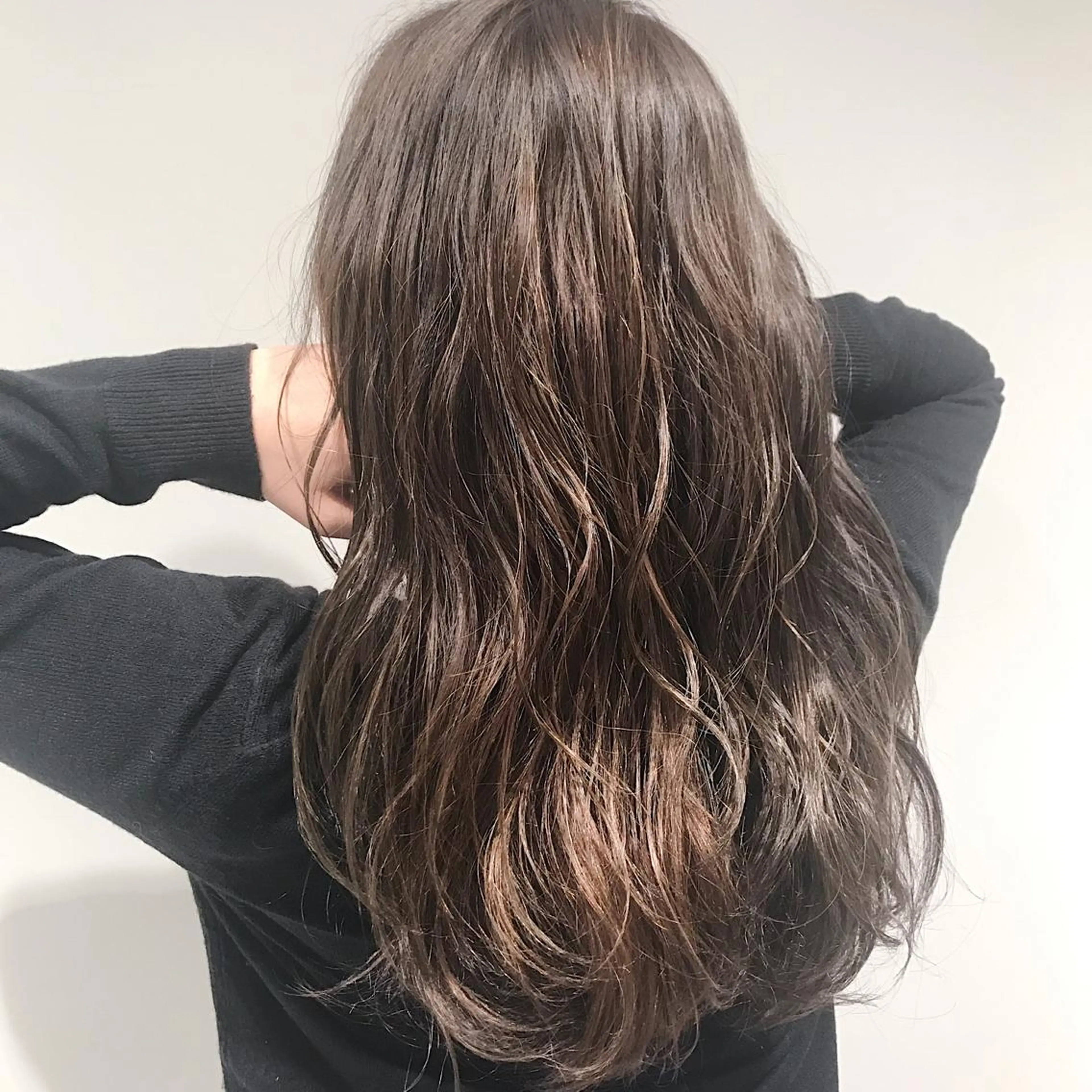 セミロング カラー ヘアアレンジ Zina渋谷エリア マネージャShionのヘアスタイル