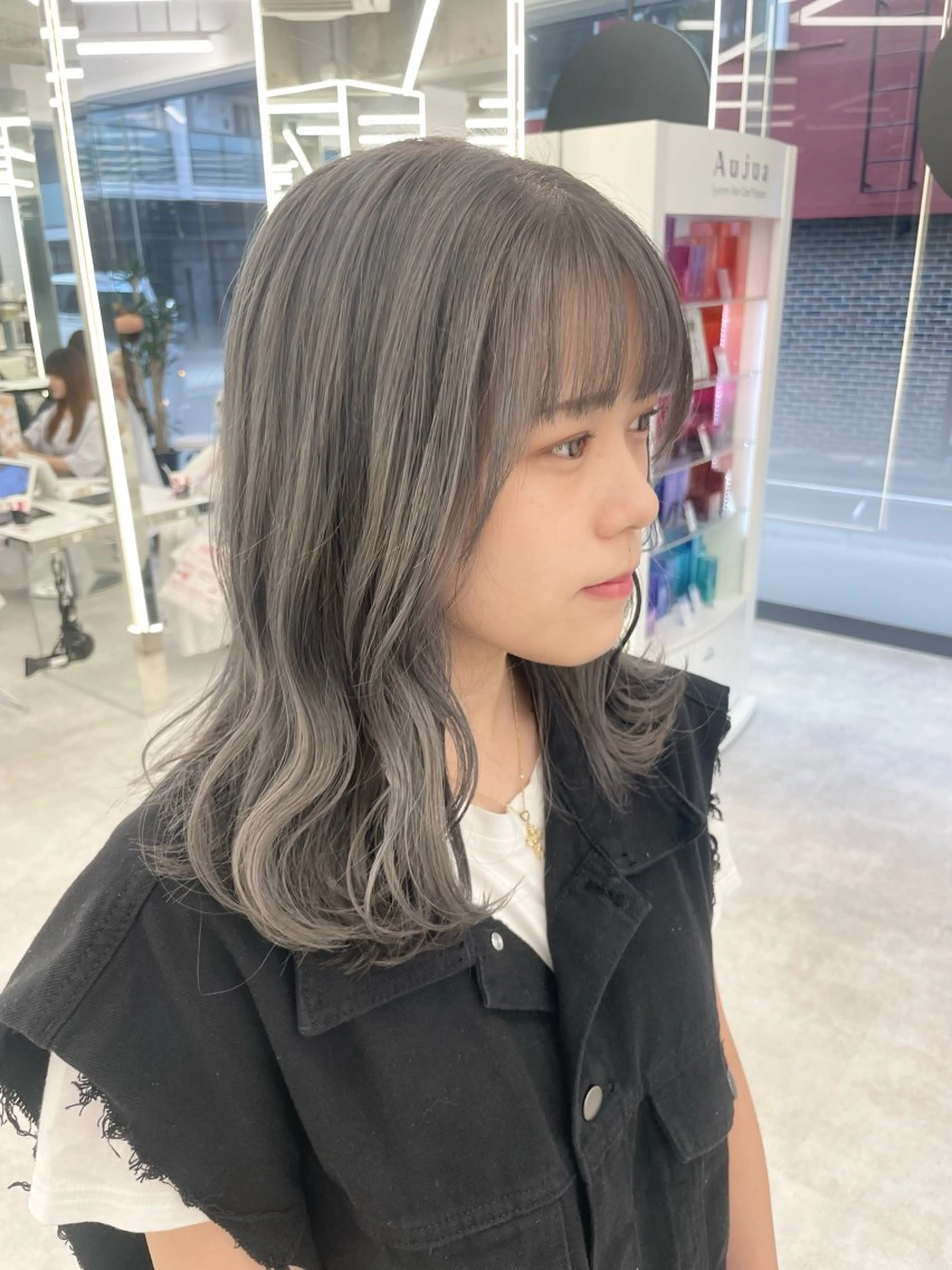 セミロング カラー ヘアアレンジ ヘアカラー トリートメント 【Sweep】おじま のぞみのヘアスタイル