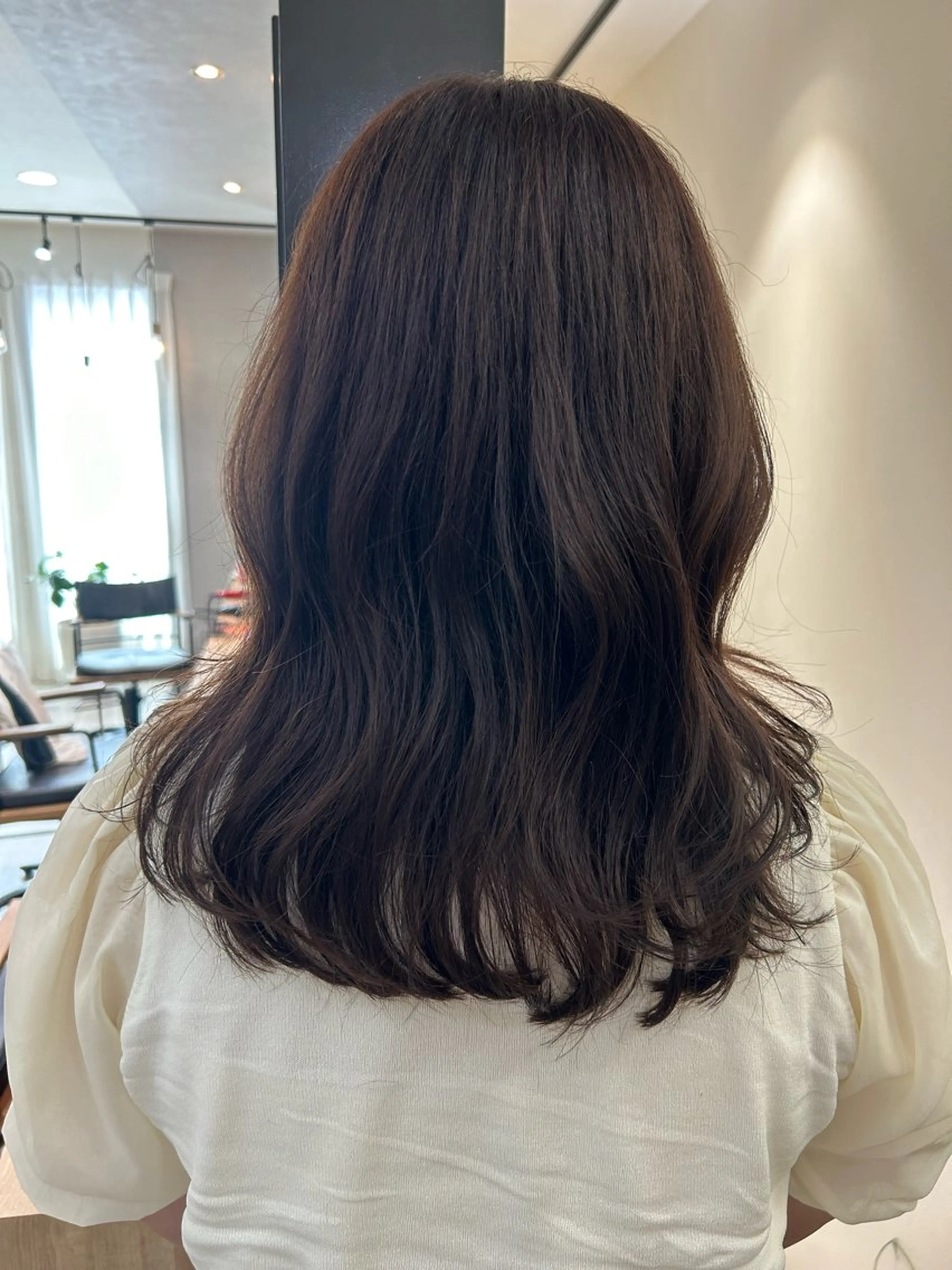 セミロング カラー グレージュ ラベンダーカラー ラベンダーグレージュ ラベンダーグレー hub hair レイヤー/透明感のヘアスタイル