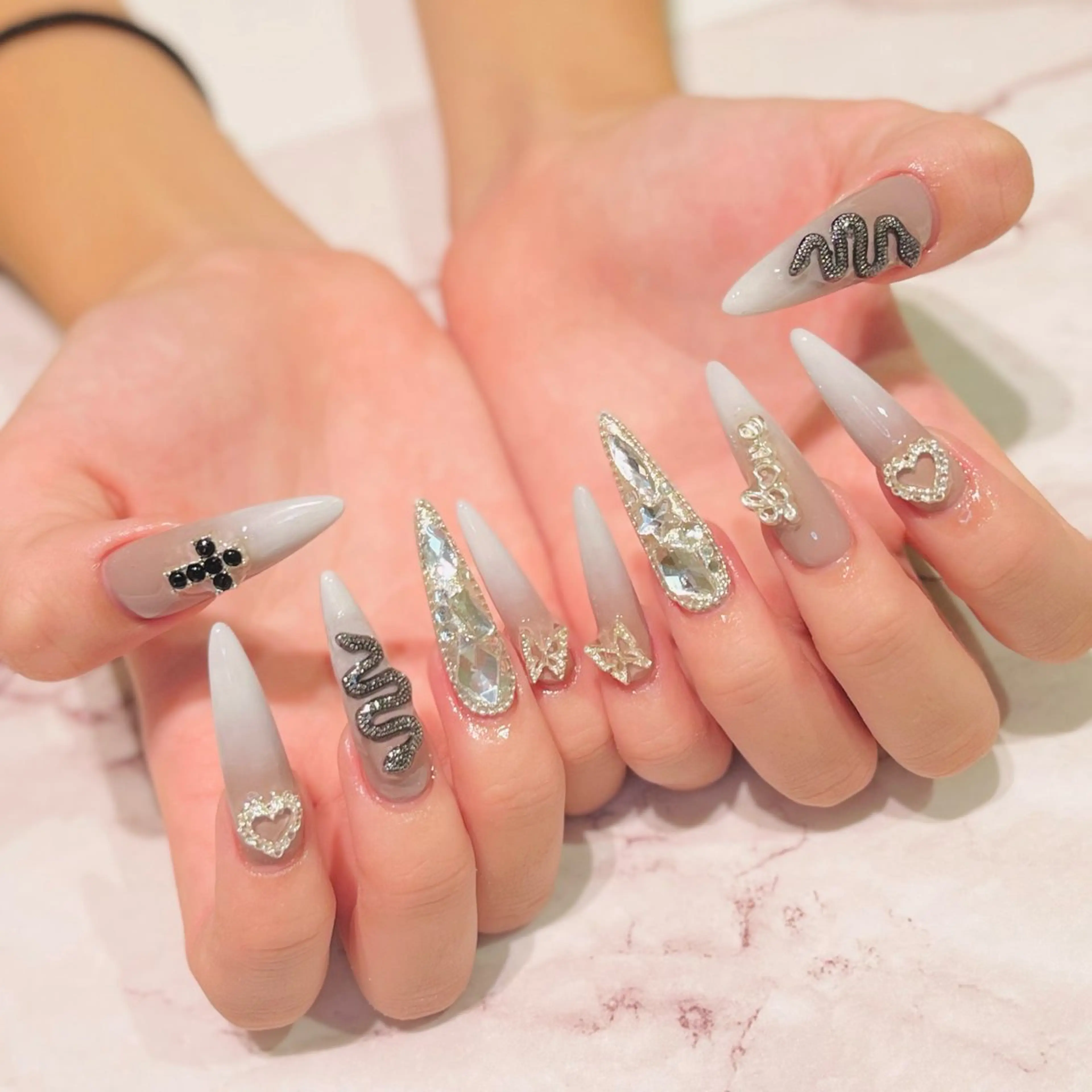 ネイル ハンドネイル nail salon Luciaのネイルデザイン