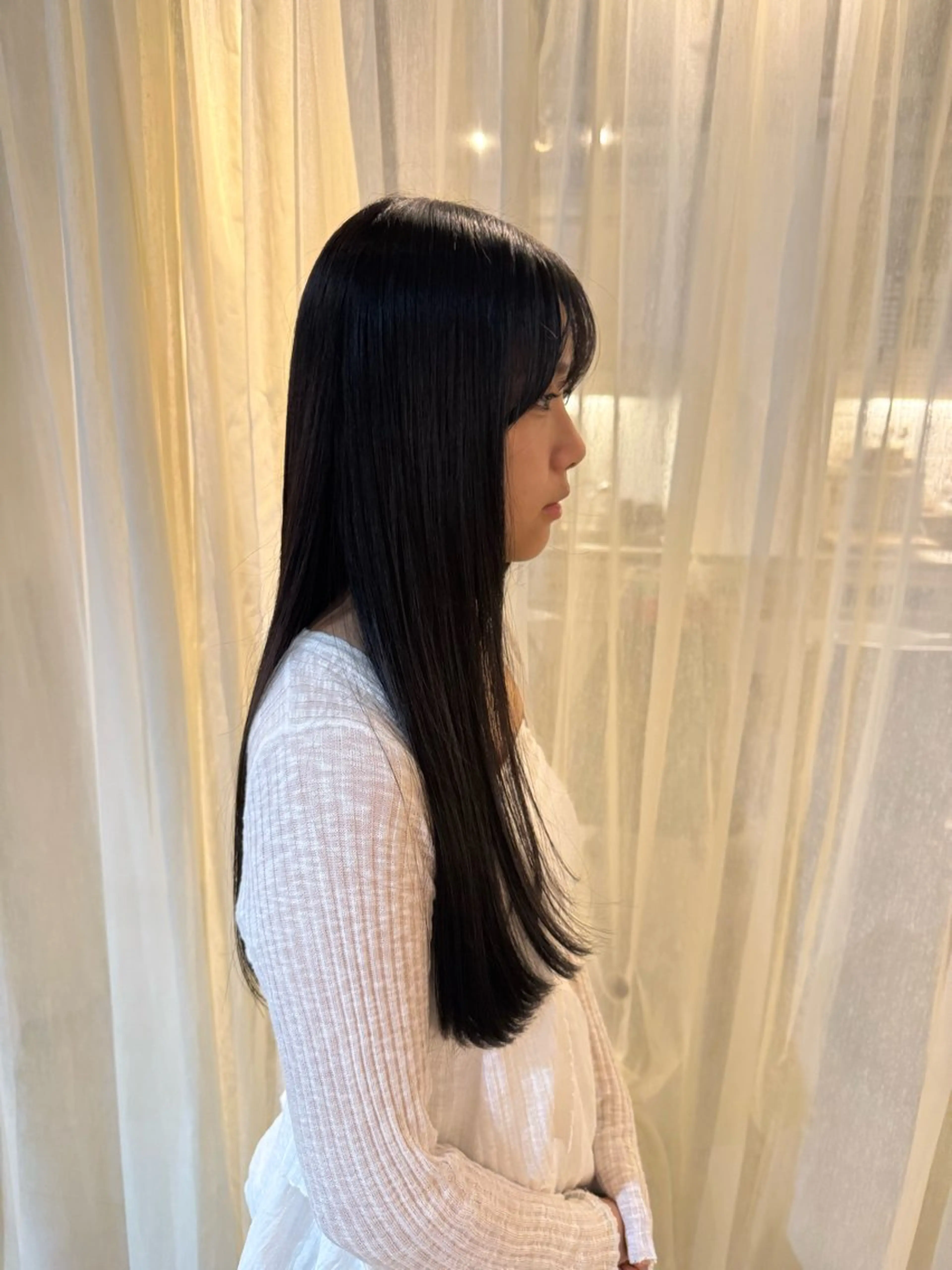 ロング 藤原 百花のヘアスタイル
