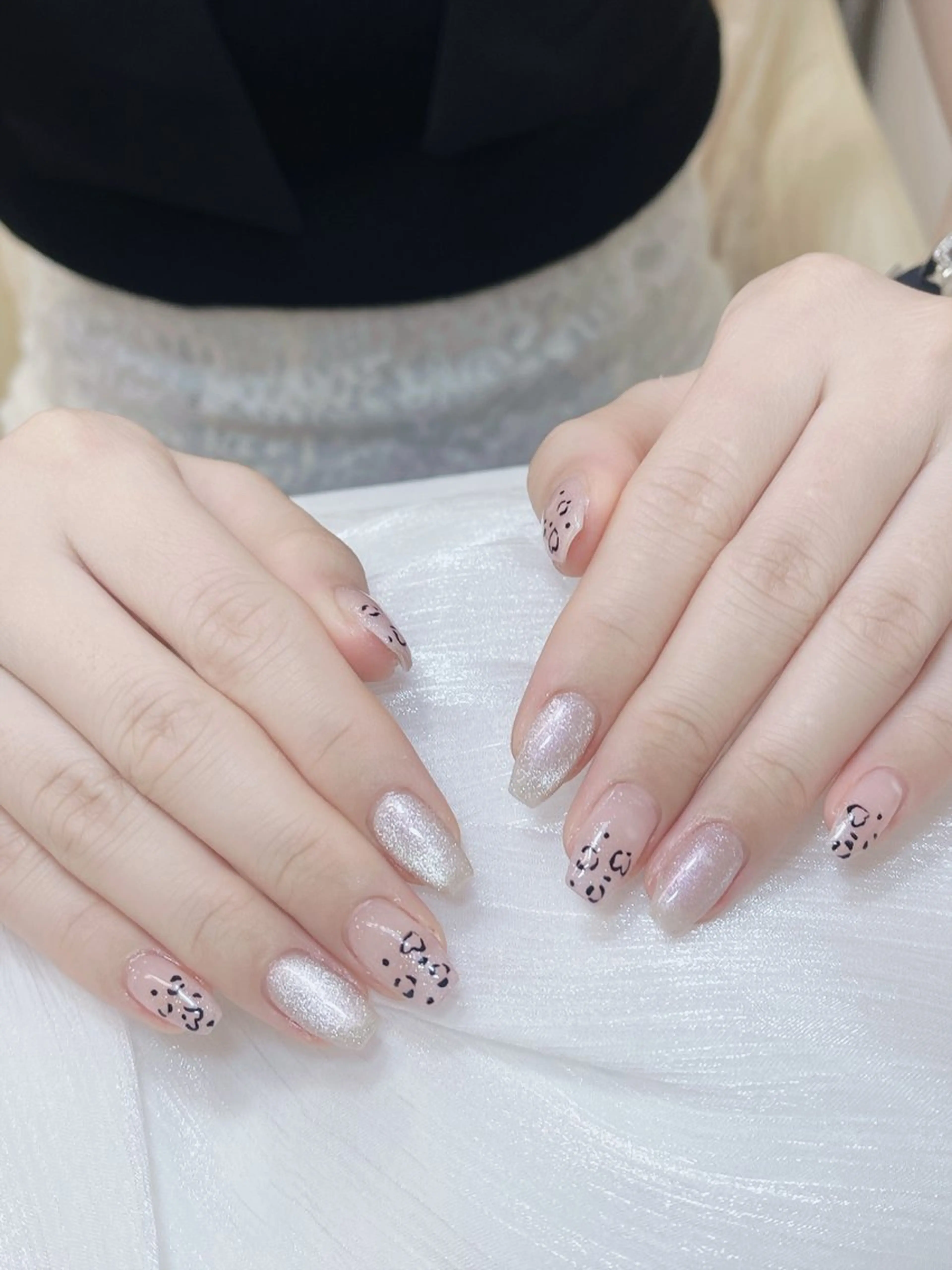 ネイル チークネイル フレンチネイル グラデーション キラキラネイル 韓国ネイル ハンドネイル DUO   MI nail salonのネイルデザイン