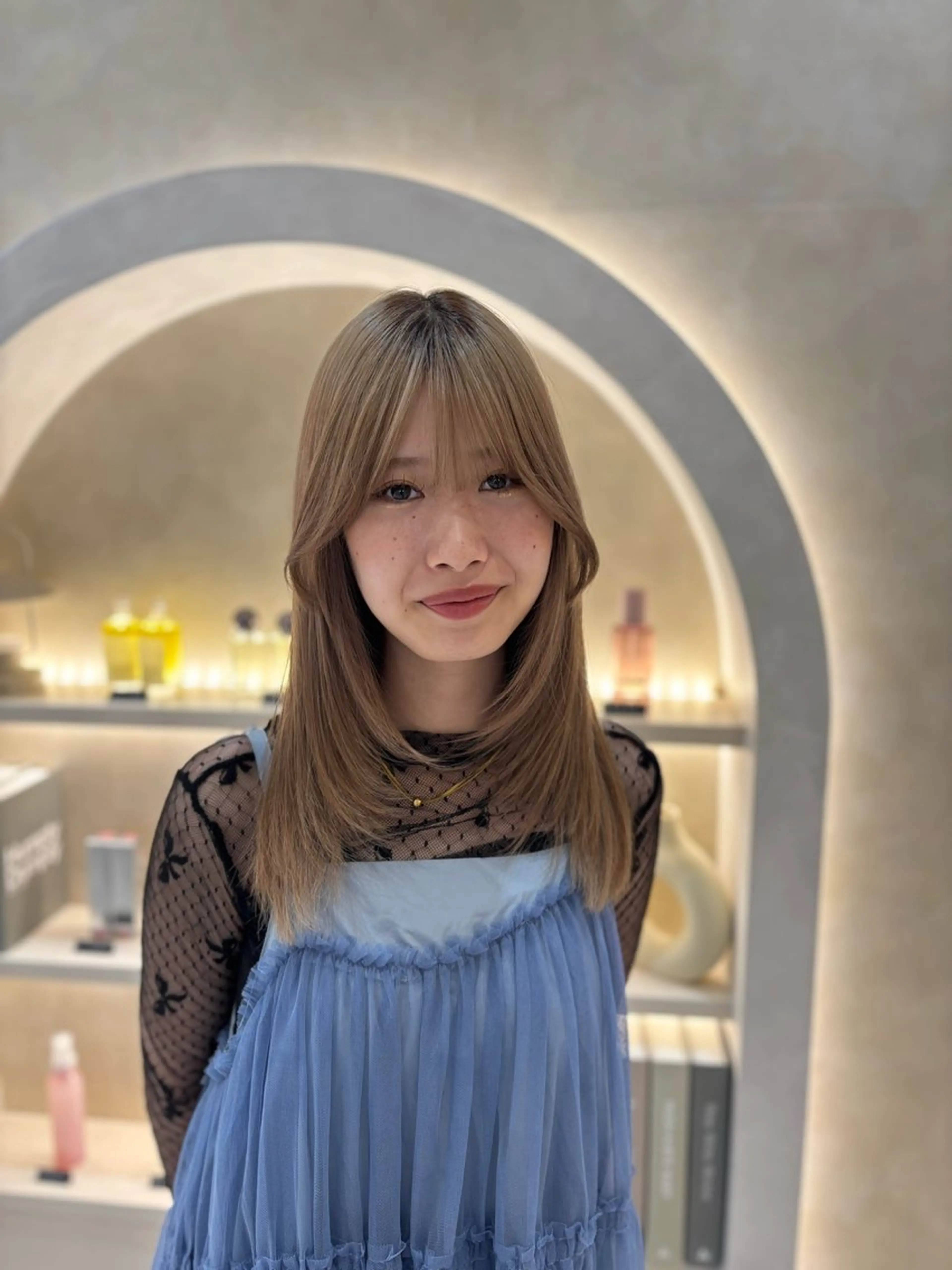 ロング カラー りほ/顔周りカット/ レイヤーカットのヘアスタイル