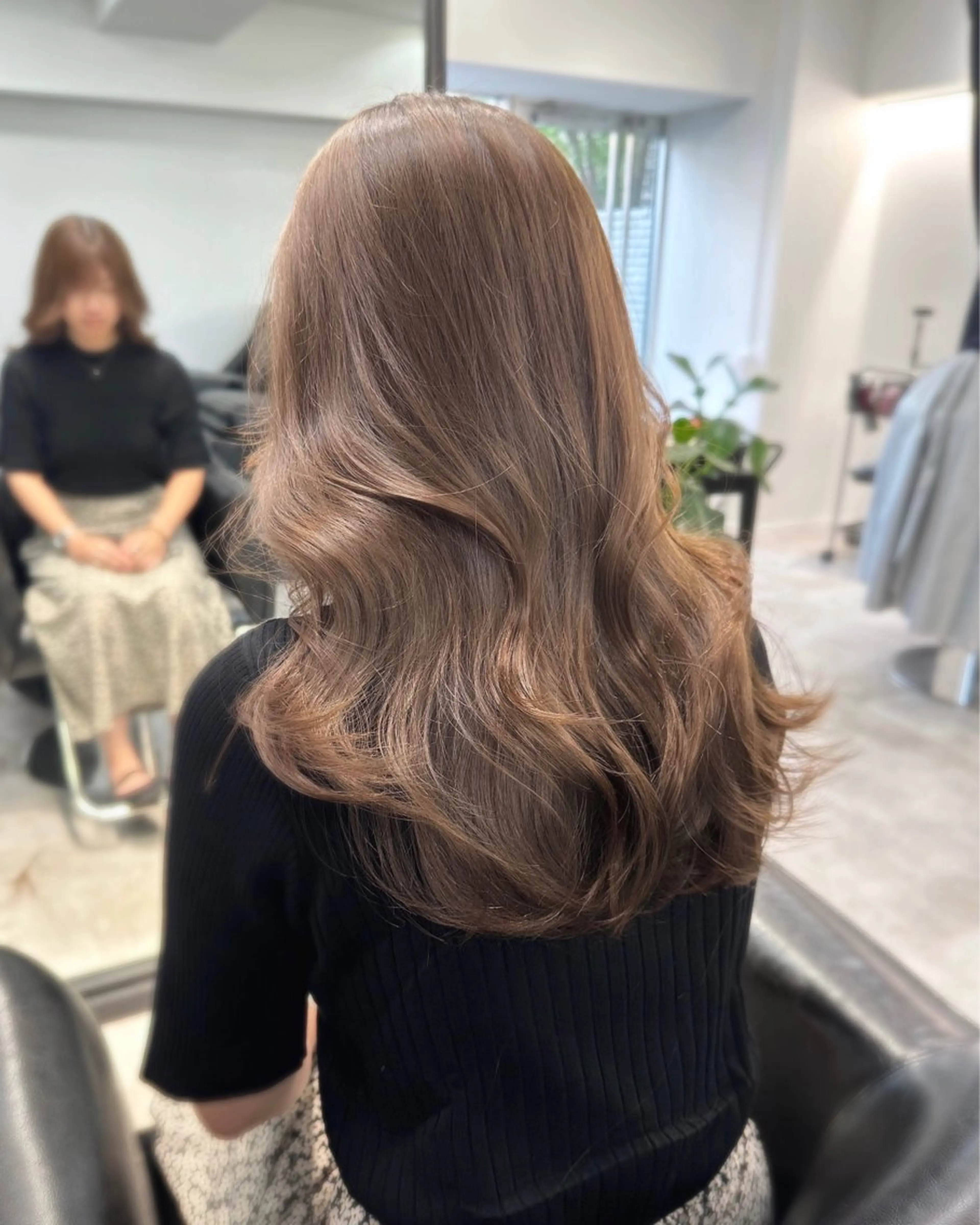 ミディアム カラー INTRO.by Fi-Ne所属・韓国ヘア 店長NEGIのヘアスタイル