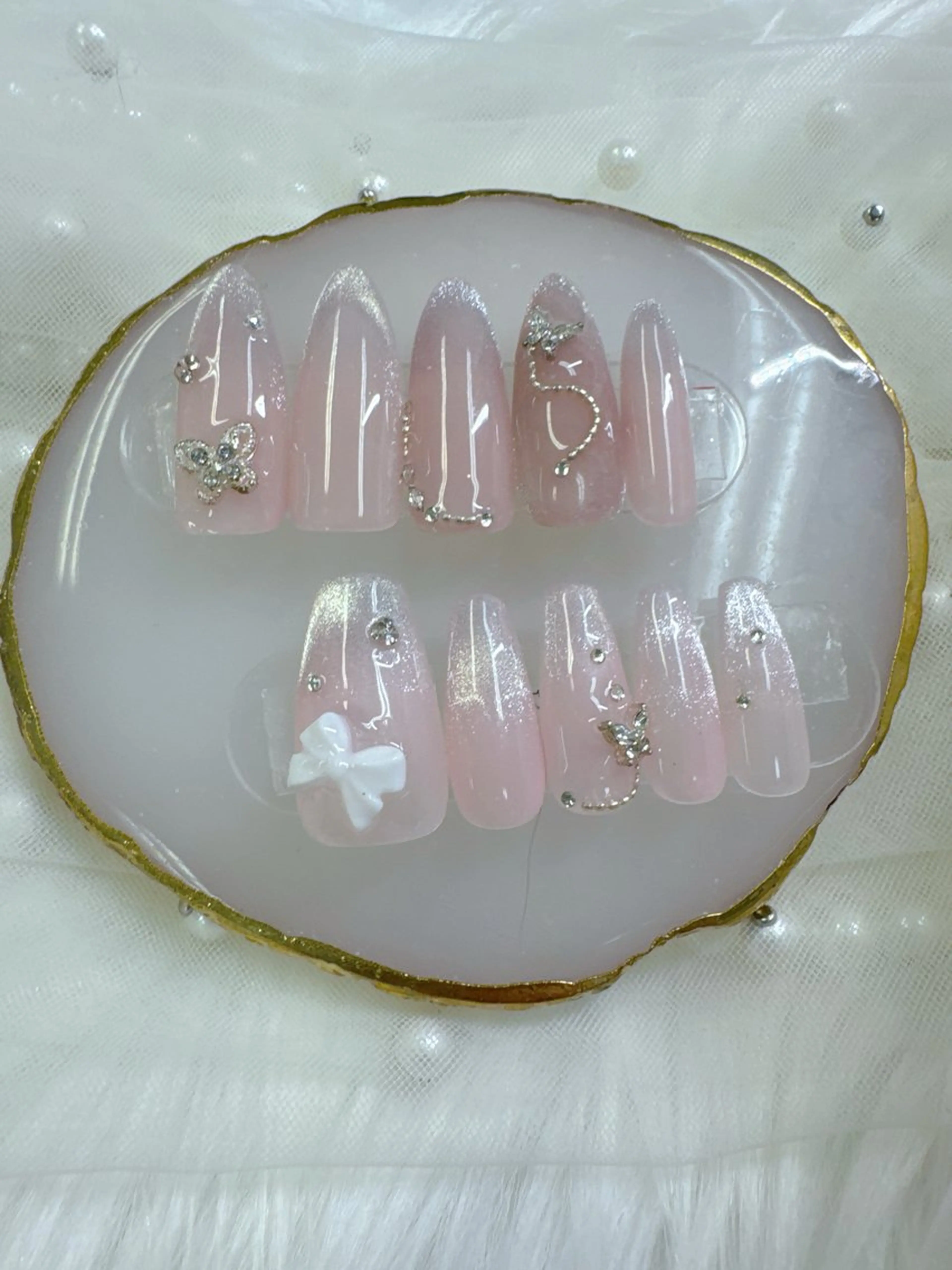 ネイル フレンチネイル ジェルネイル ガラスフレンチ 韓国ネイル パラジェル Queeens nailのネイルデザイン