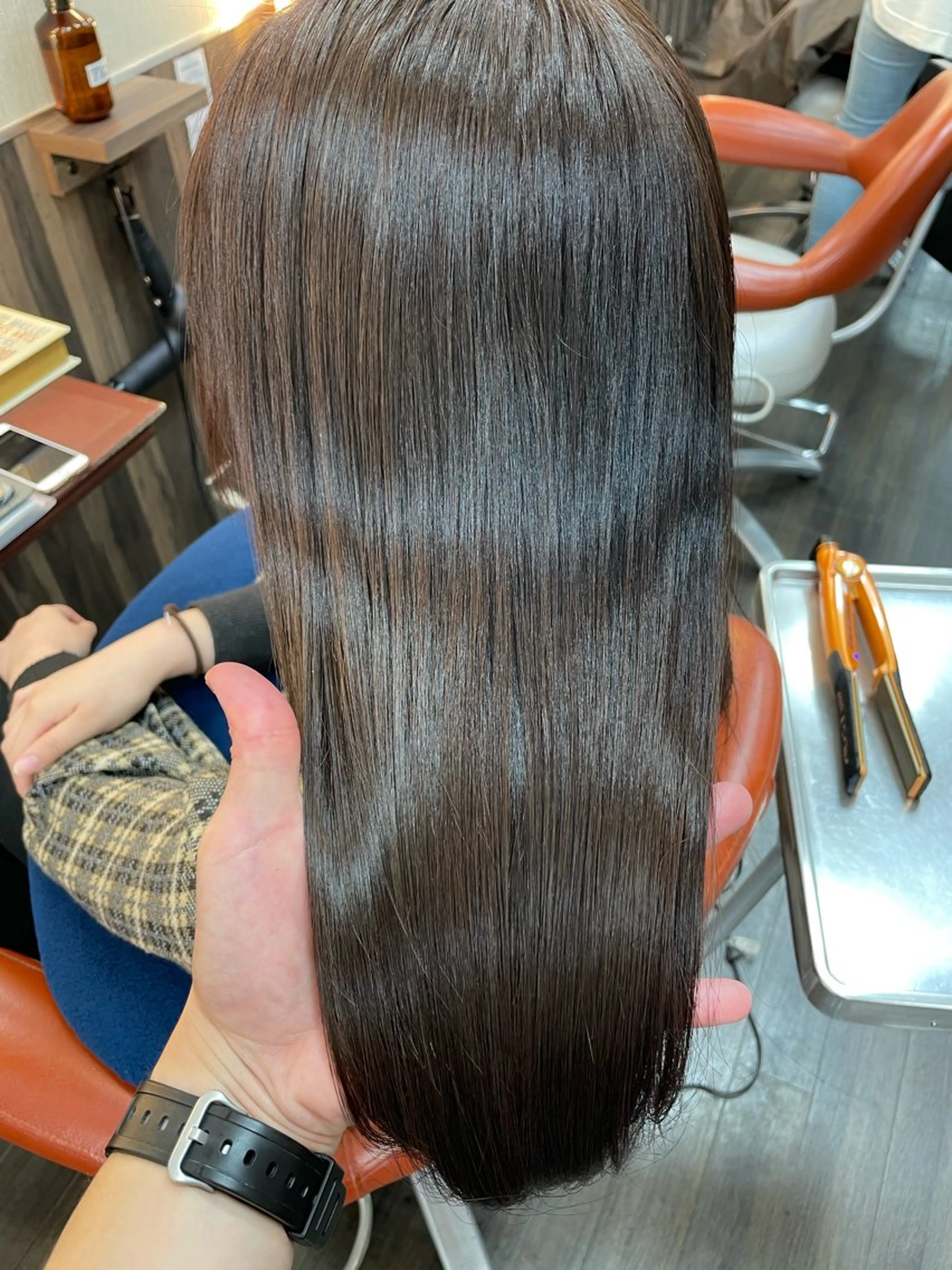 セミロング トリートメント 酸熱トリートメント トリートメント Lull1人美容室 バレイヤージュのヘアスタイル