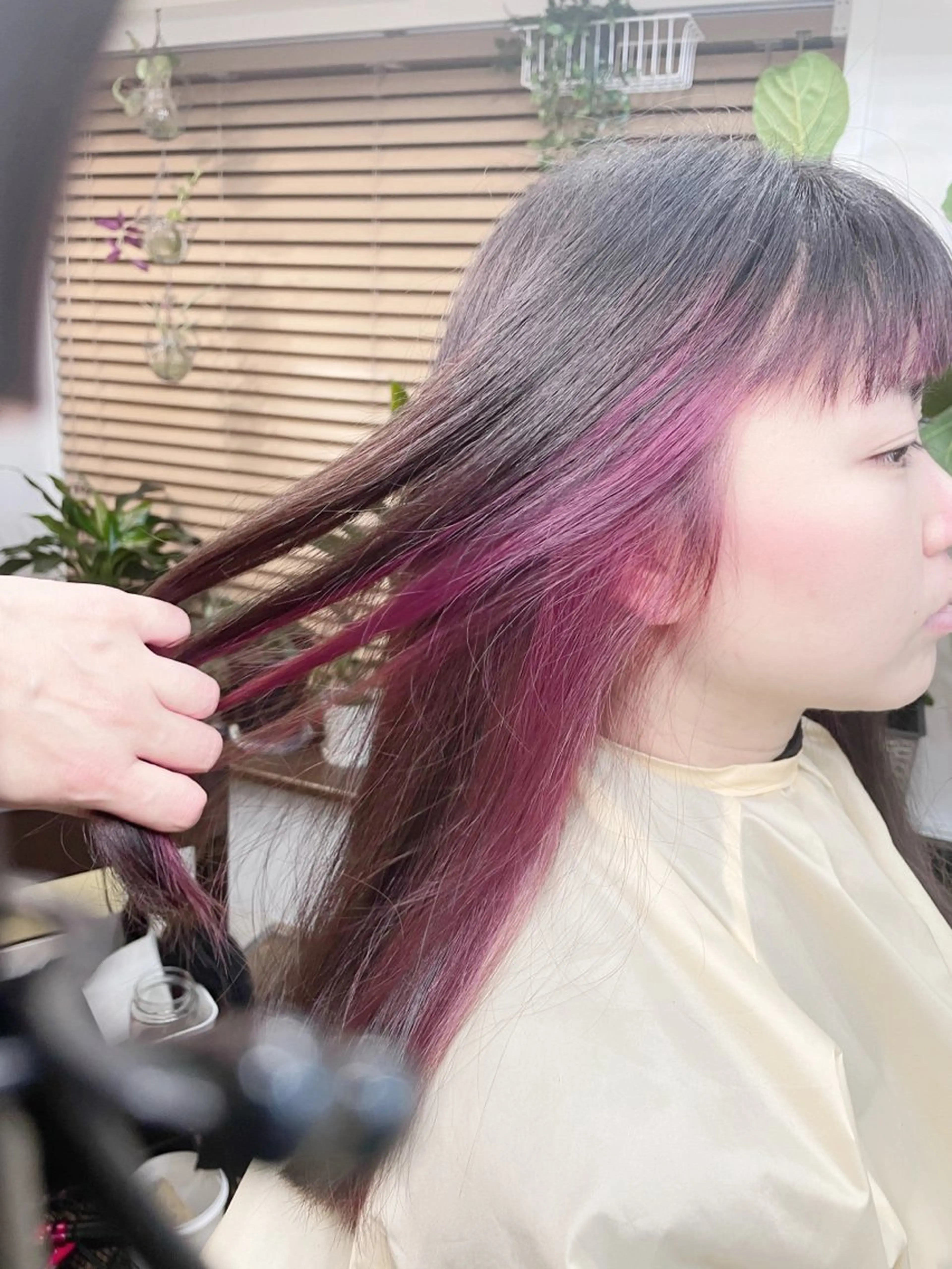 カラー 大和田 朱美のヘアスタイル