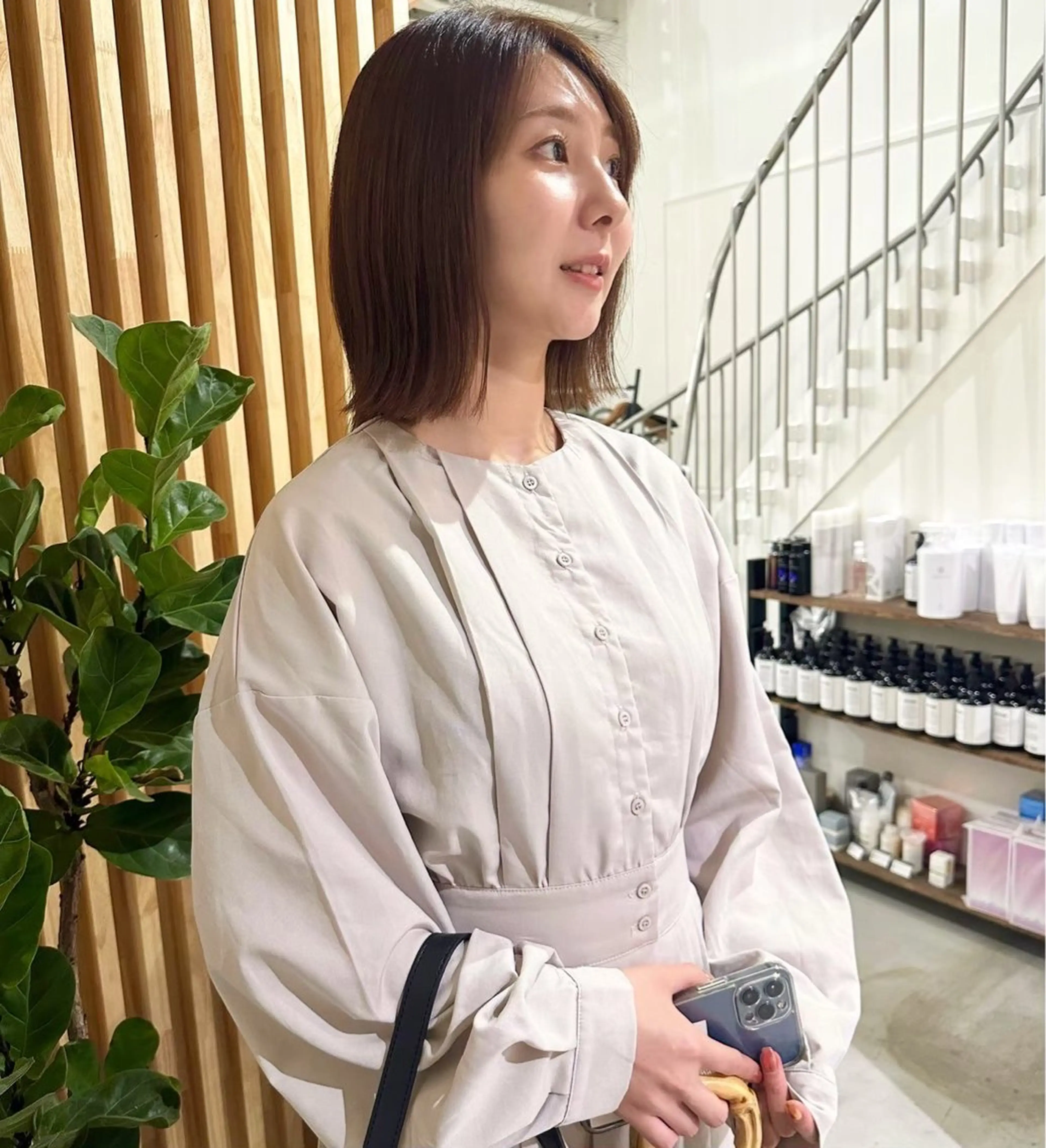 ミディアム カラー 🌬️attrait 髪質改善/個室サロンのヘアスタイル