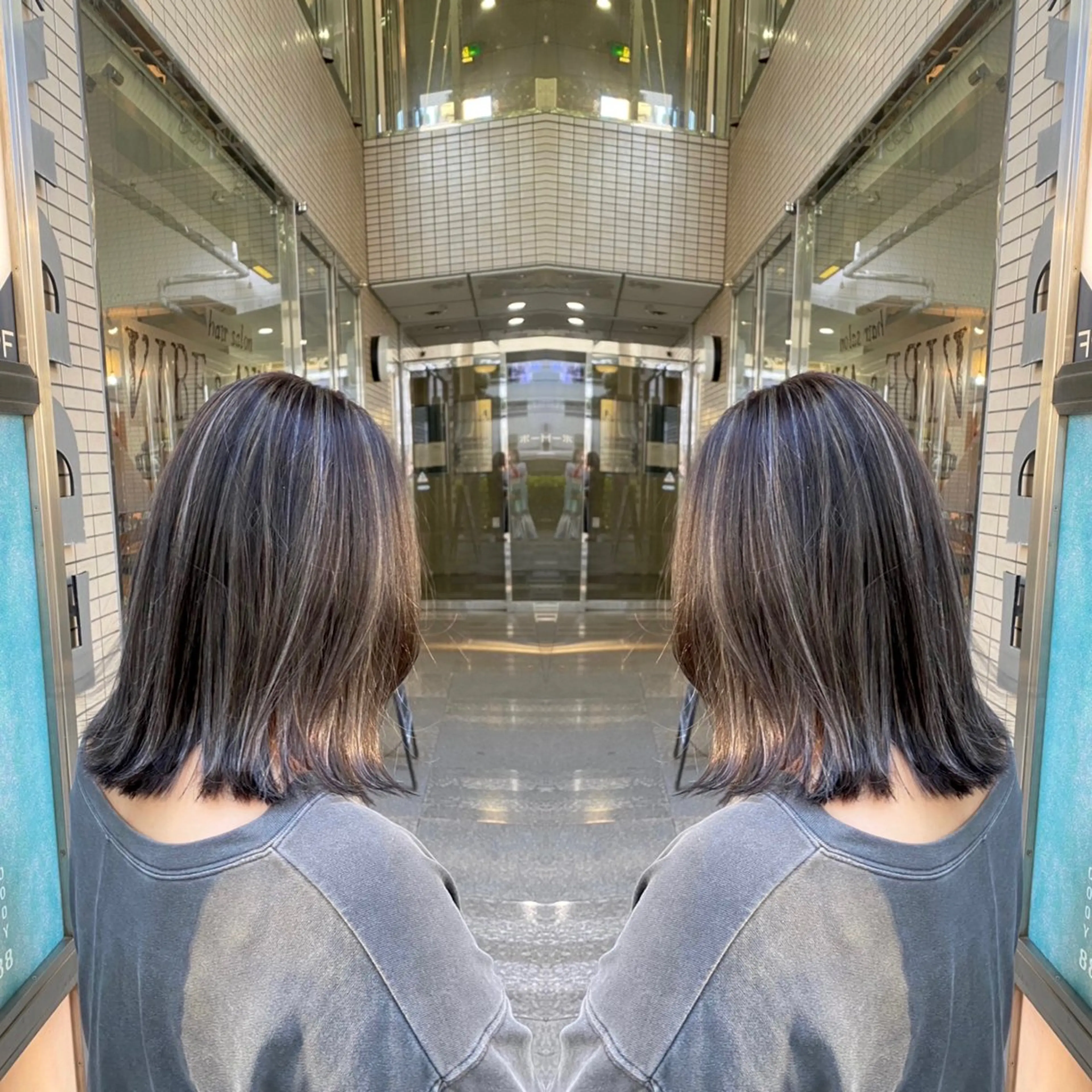 セミロング カラー ハイライト/レイヤー /ハイトーン/AOIのヘアスタイル