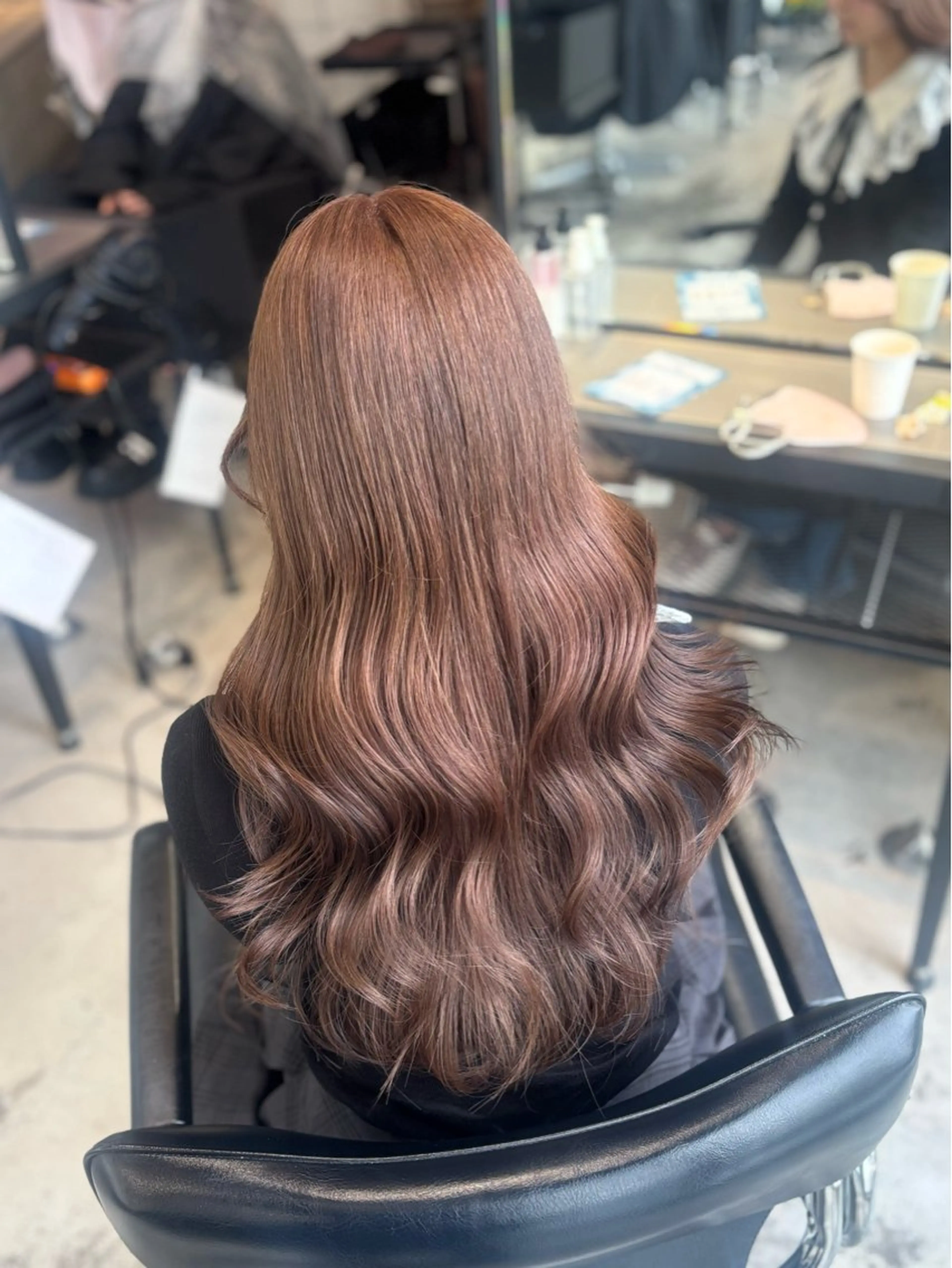 ロング カラー ブラウンカラー チョコレートブラウン ヘアカラー レイヤー sala 推しカラー職人🎀のヘアスタイル