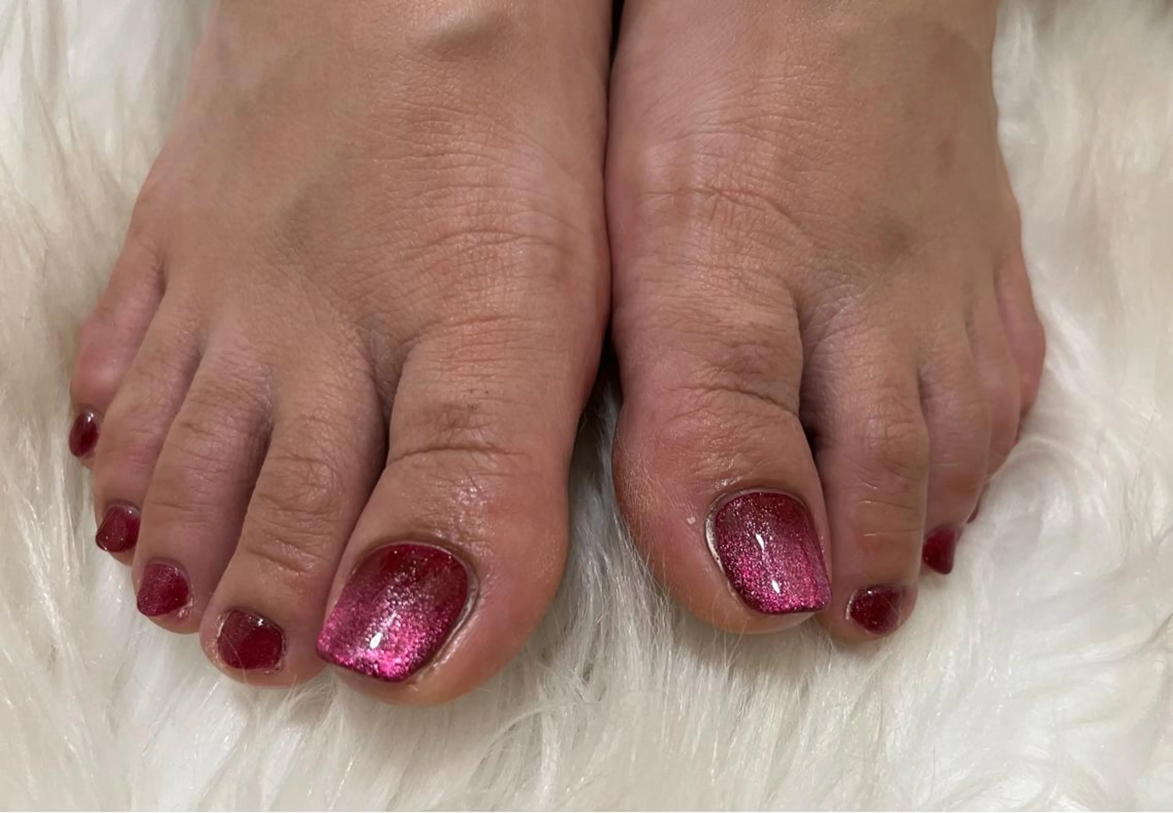 ネイル オーロラネイル フラワーネイル フットネイル フレンチネイル ジェルネイル mogunail &blowのネイルデザイン