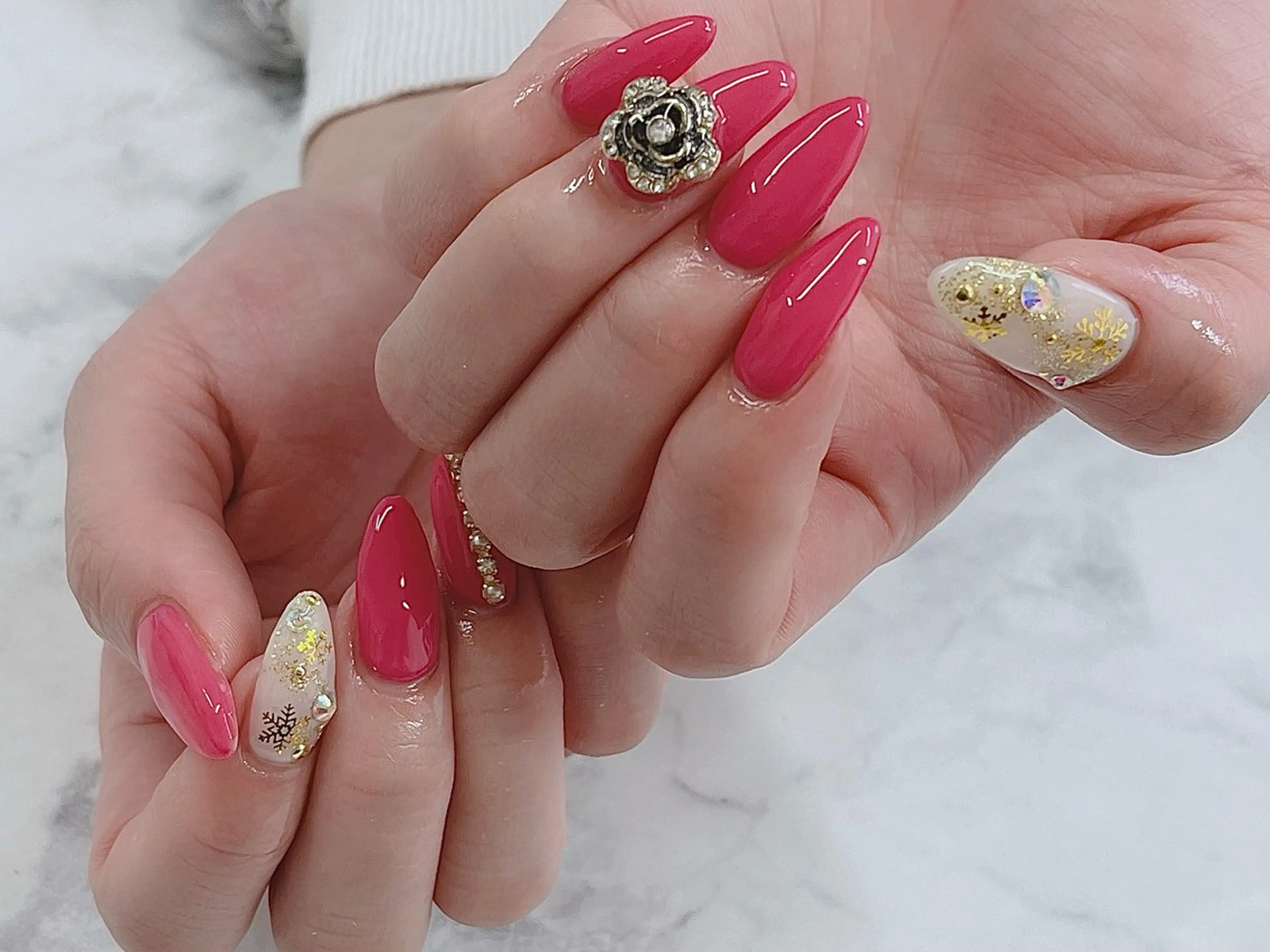 ネイル ワンホンネイル ハンドネイル ハンドケア Regene ARAKIのネイルデザイン