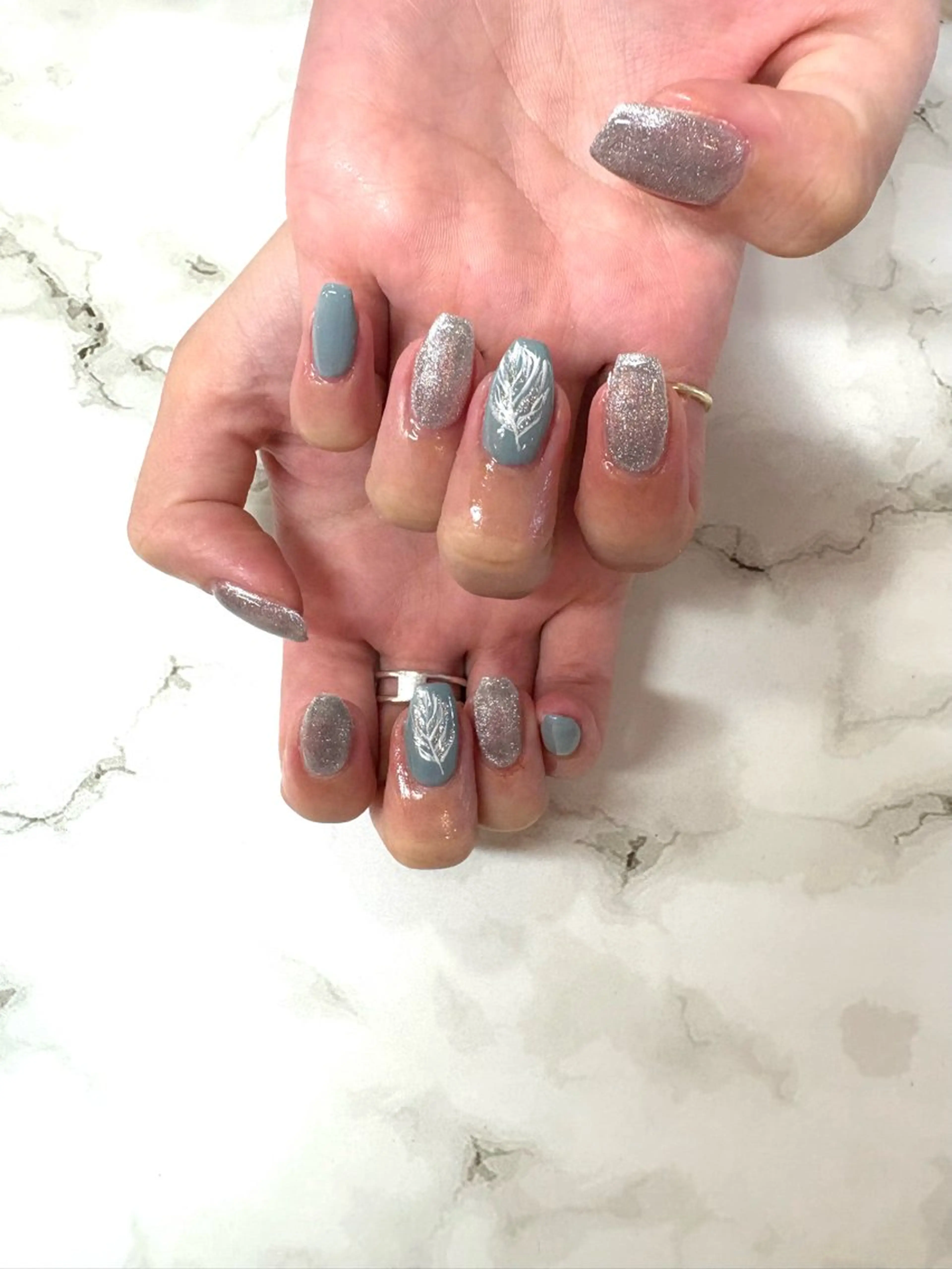 ネイル 浅野 綾のネイルデザイン