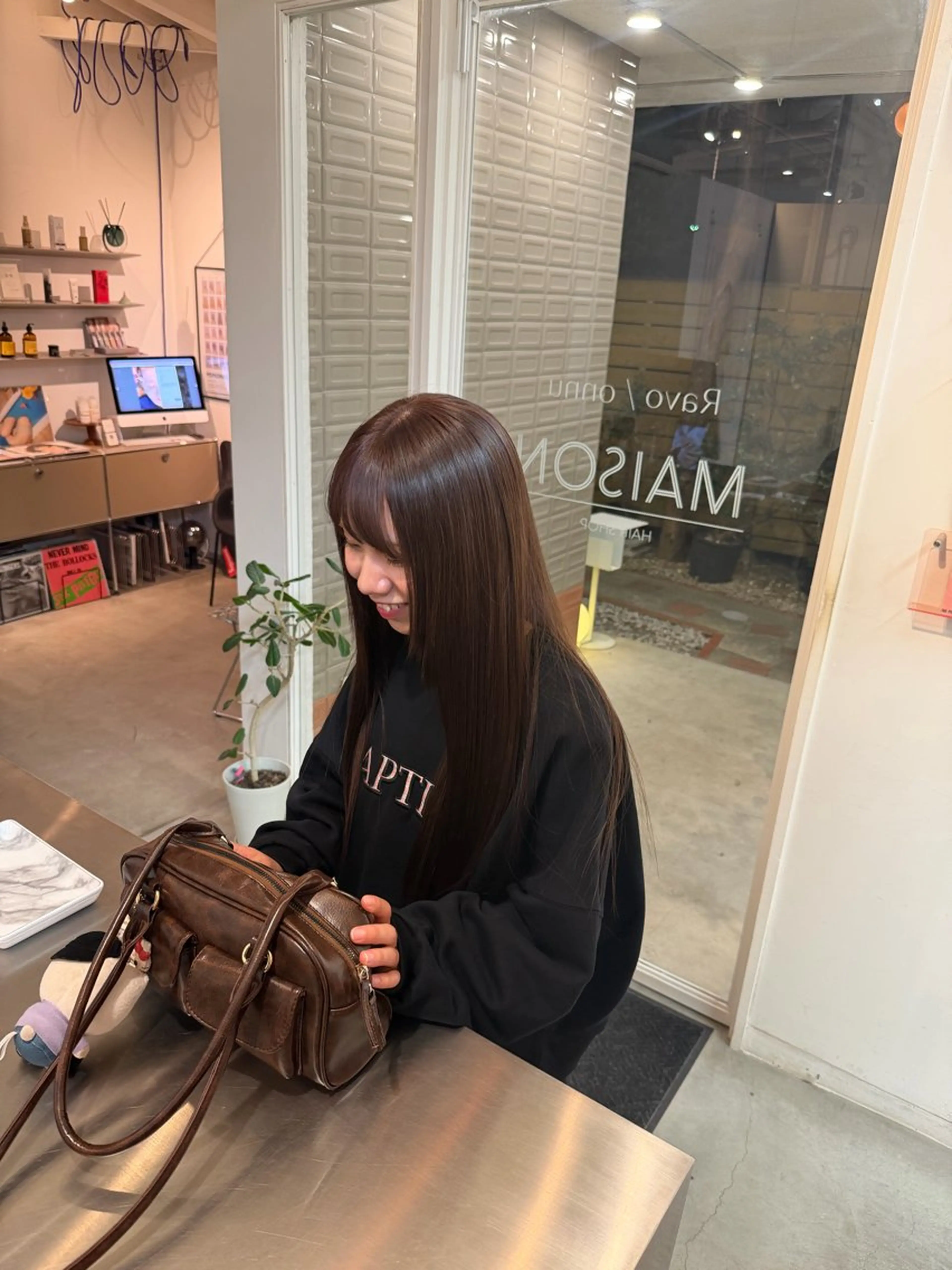 ロング カラー ブリーチ ブラウンカラー ブリーチなしカラー ヘアカラー Tsukasa/ ハイトーン/寒色のヘアスタイル