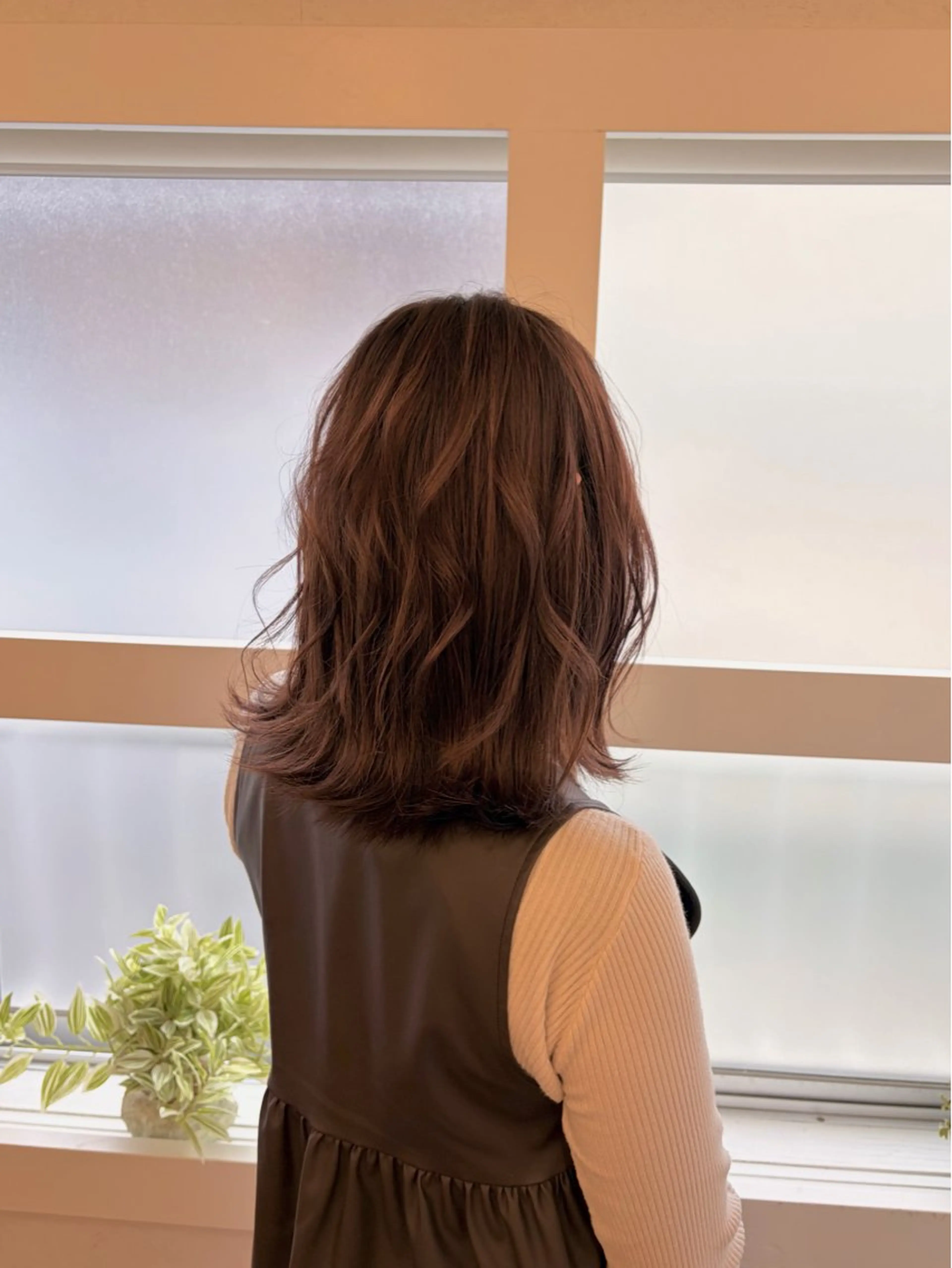 セミロング yuu モデル募集のヘアスタイル