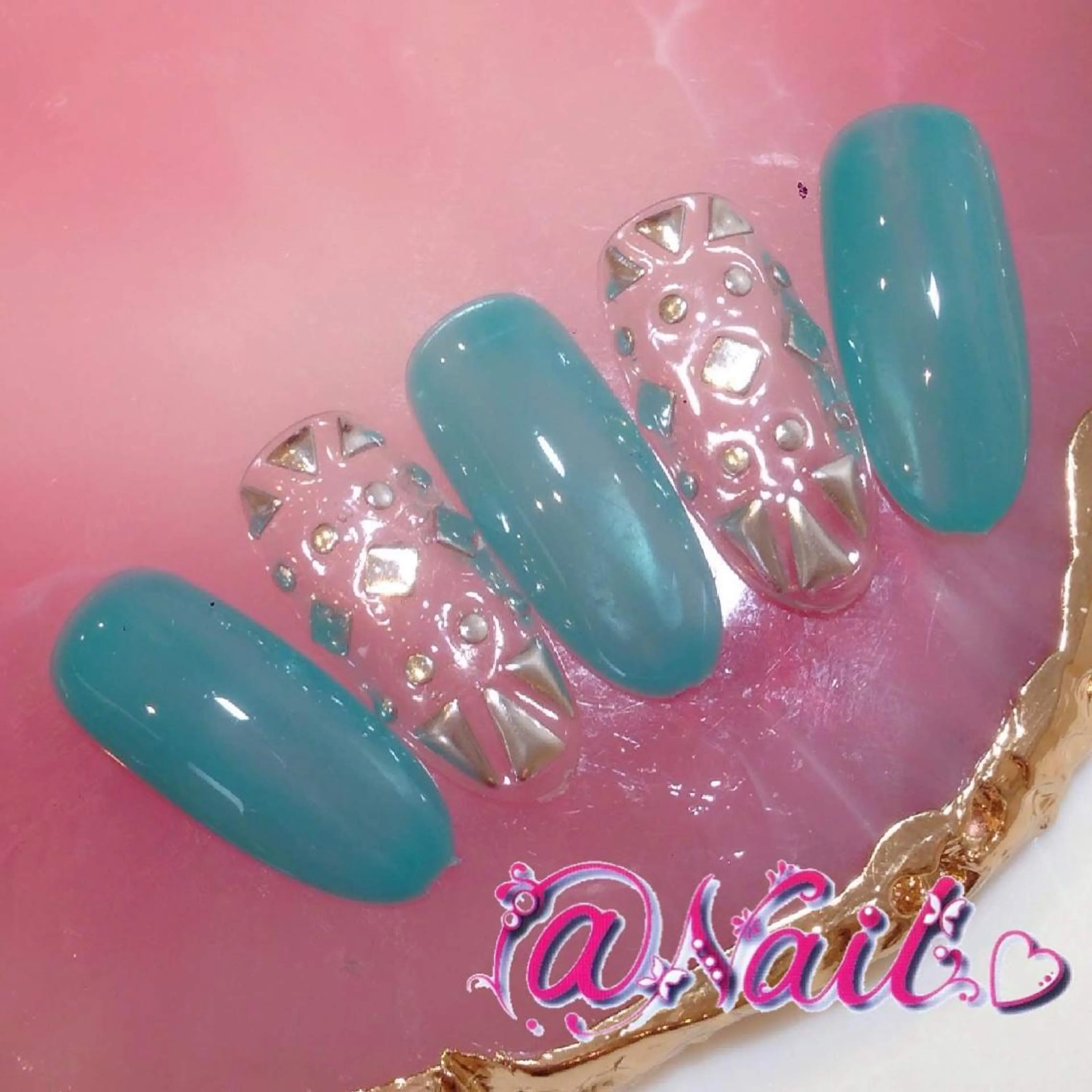 ネイル ネイルチップ 小尾 栞のネイルデザイン