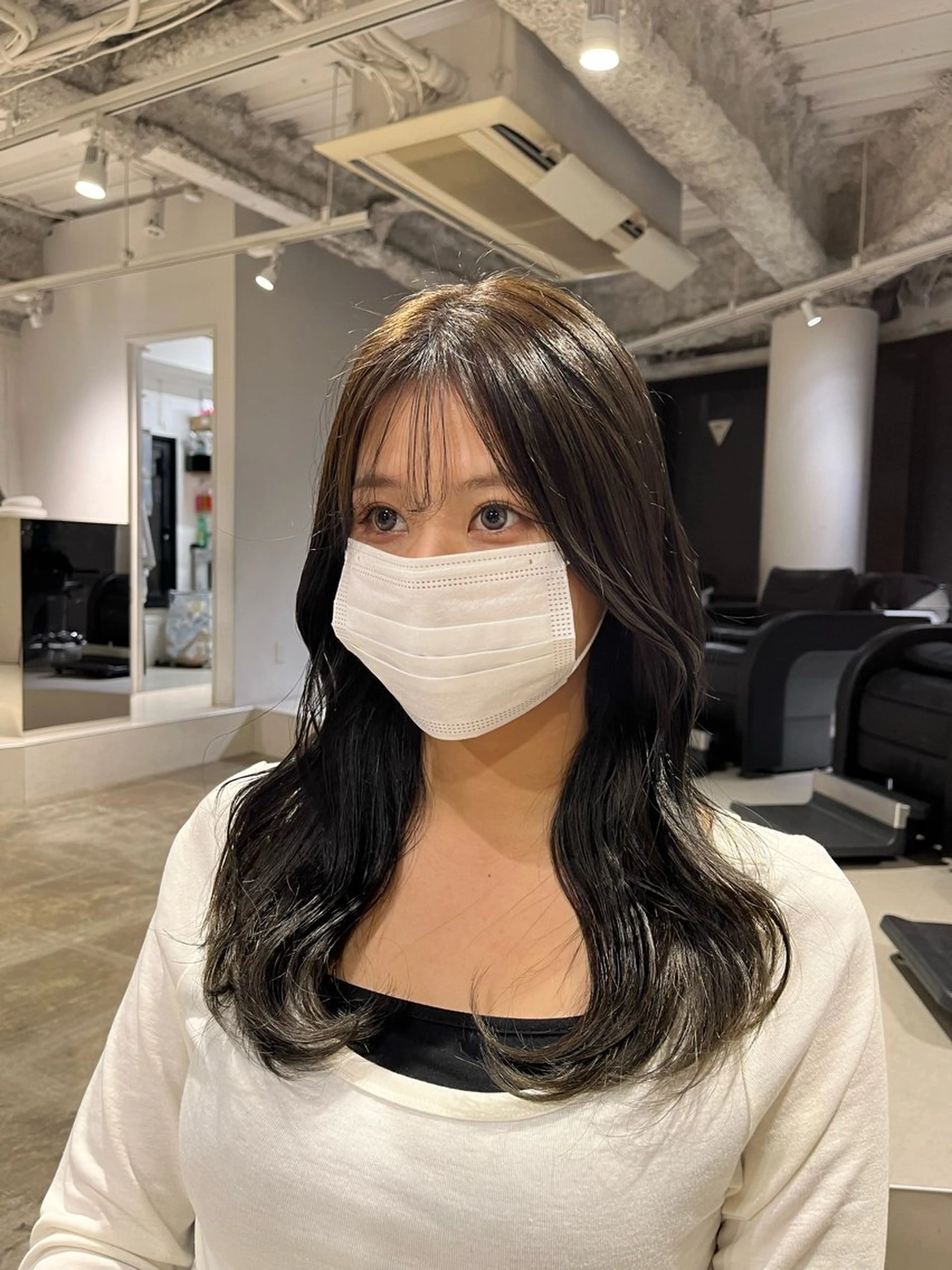 セミロング アッシュ 🟡ひろの/ツヤ カラー/髪質改善🟡のヘアスタイル