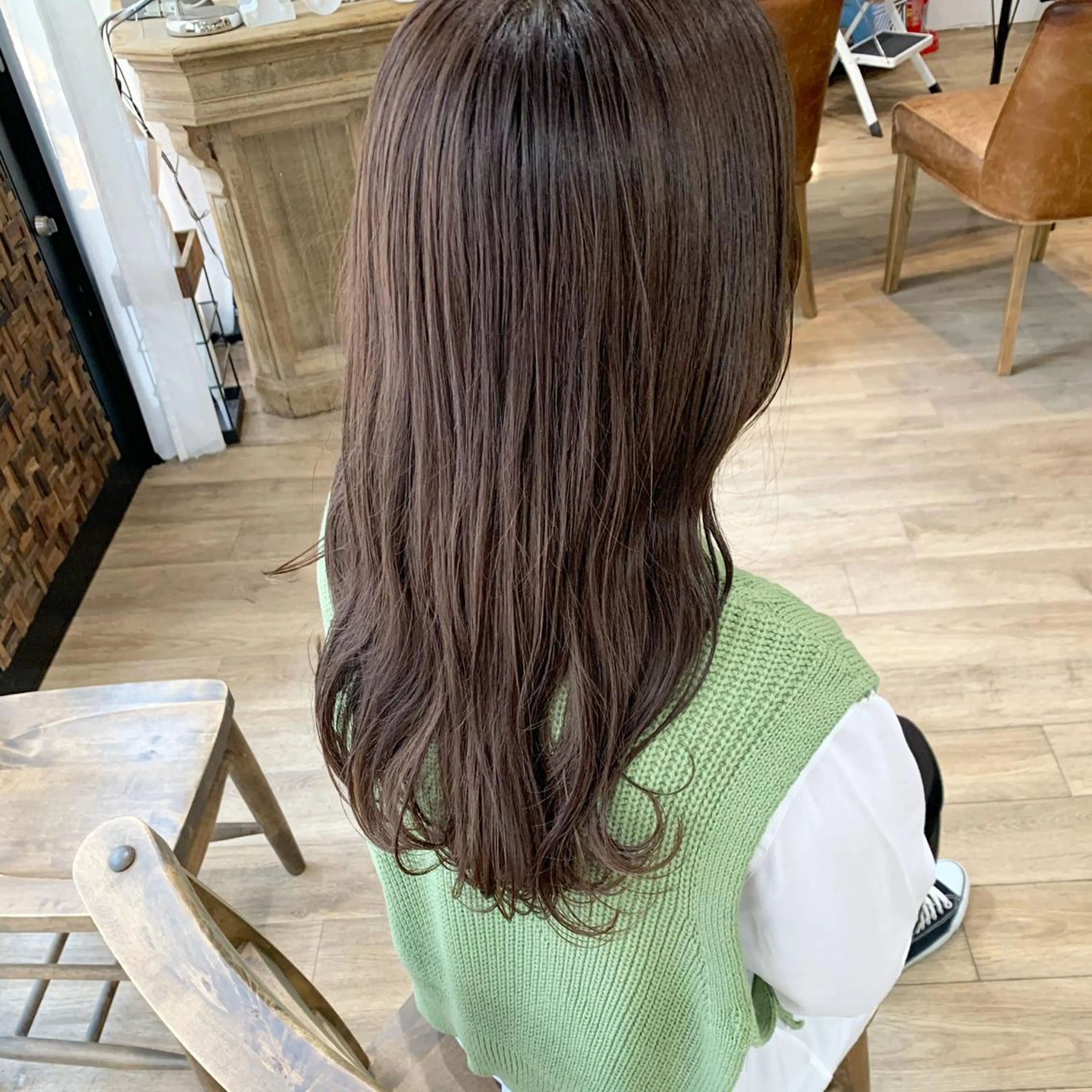 ロング カラー いけだ ひかり ハイライトくびれヘアのヘアスタイル