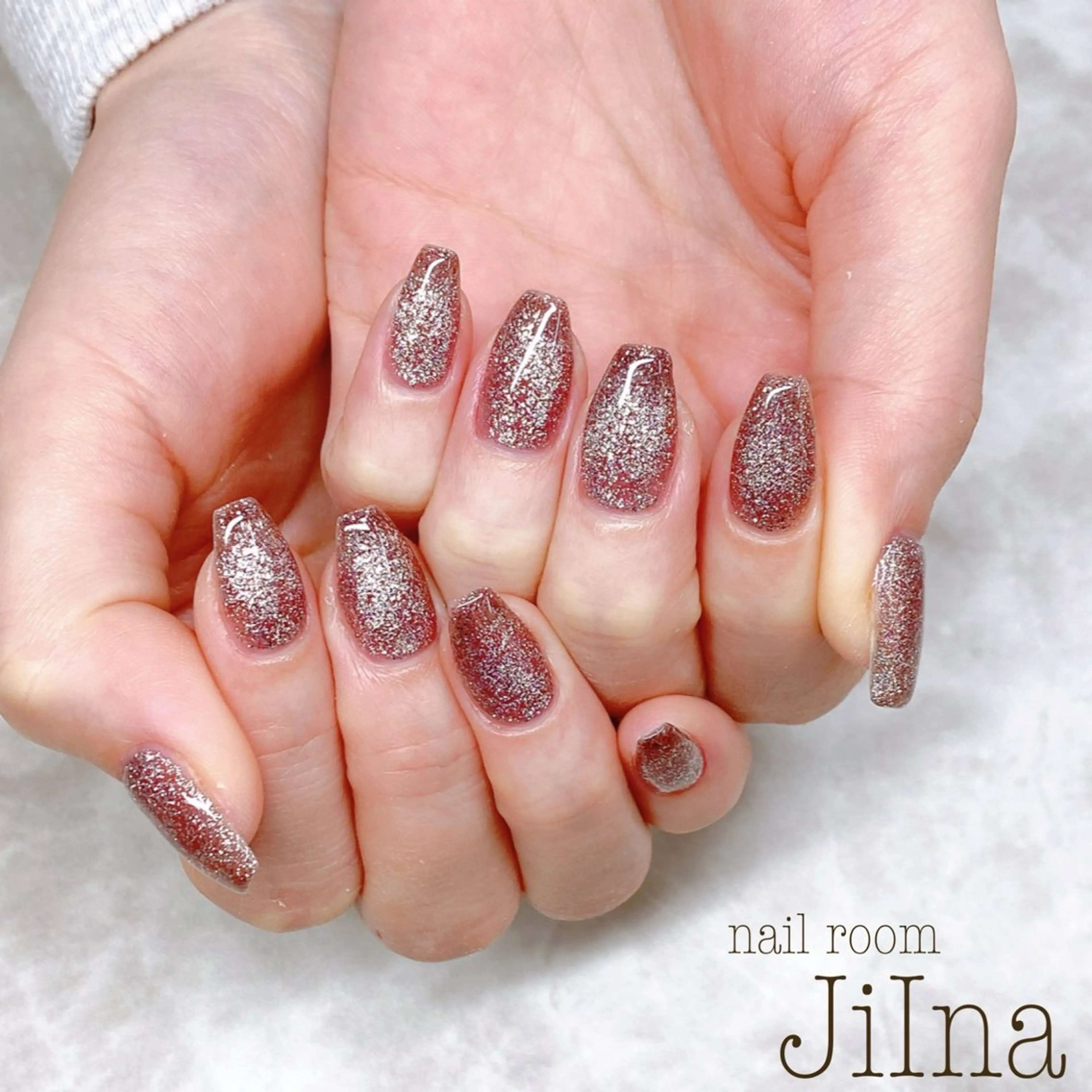 ネイル マグネットネイル マグネットワンカラー ワンカラーネイル JiIna nailのネイルデザイン