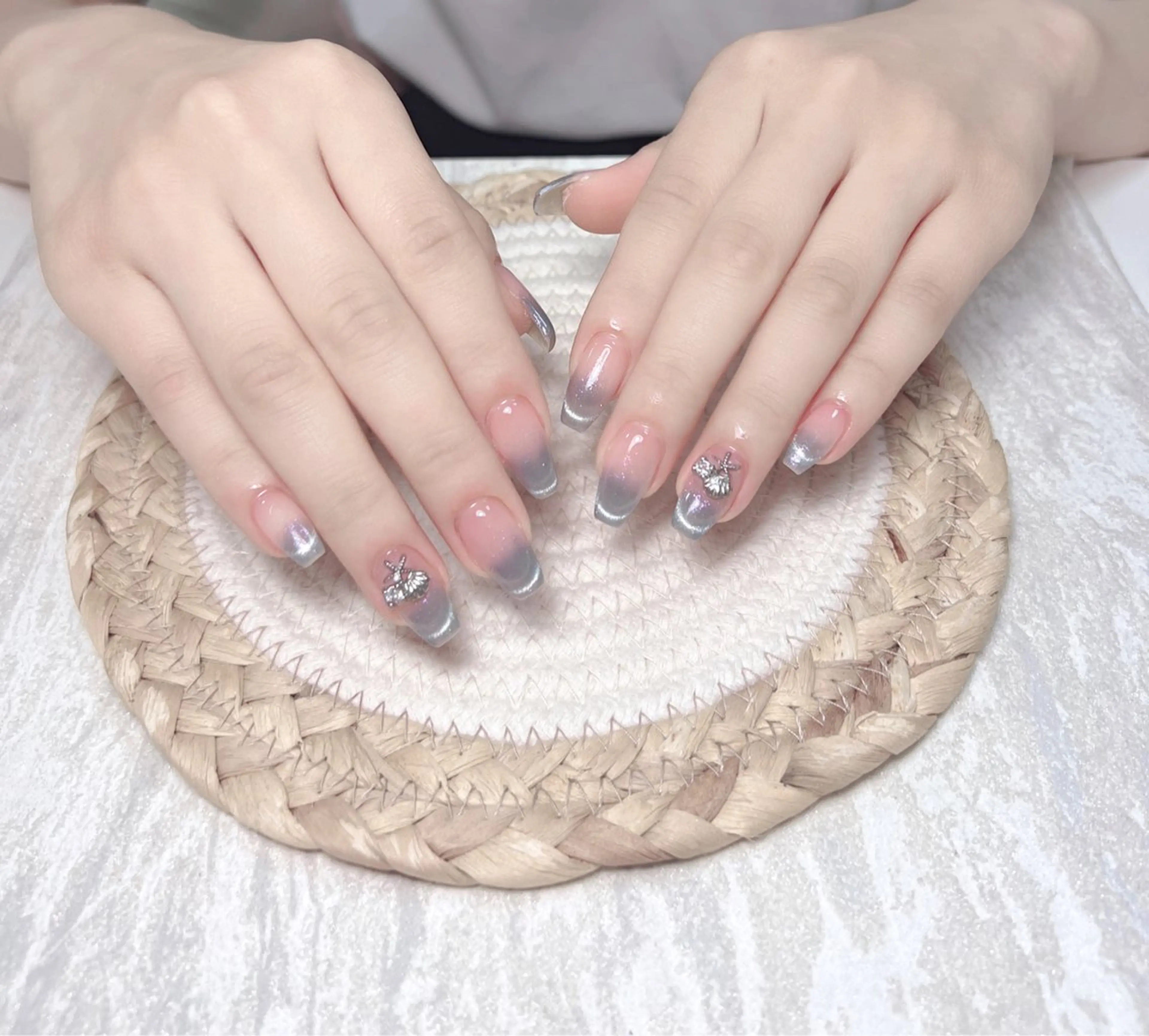 ネイル uu ネイルサロン関内🌼のネイルデザイン