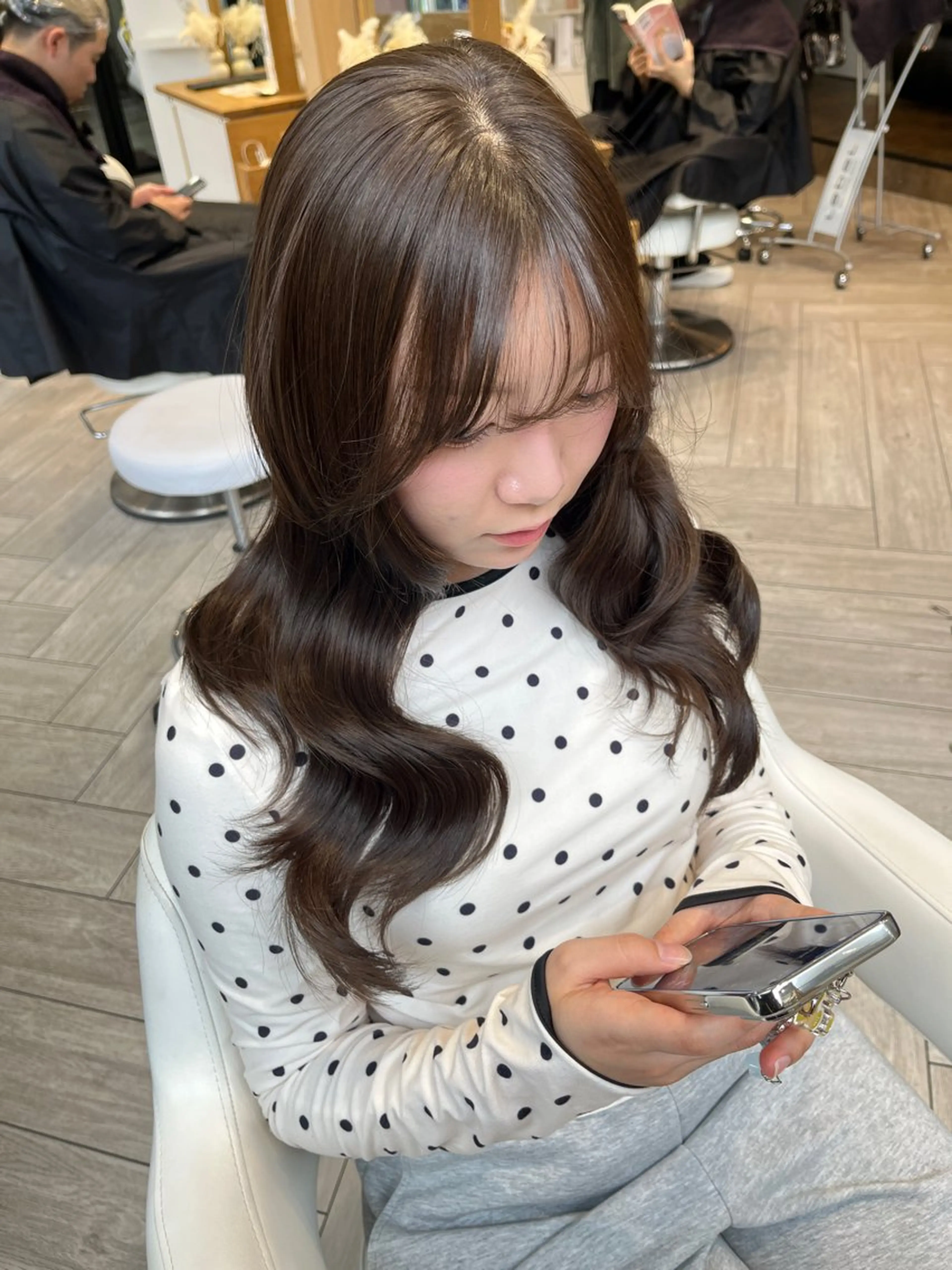 ロング カラー アディクシーカラー 透明感カラー カット ヘアカラー トリートメント AVANCE. chisatoのヘアスタイル