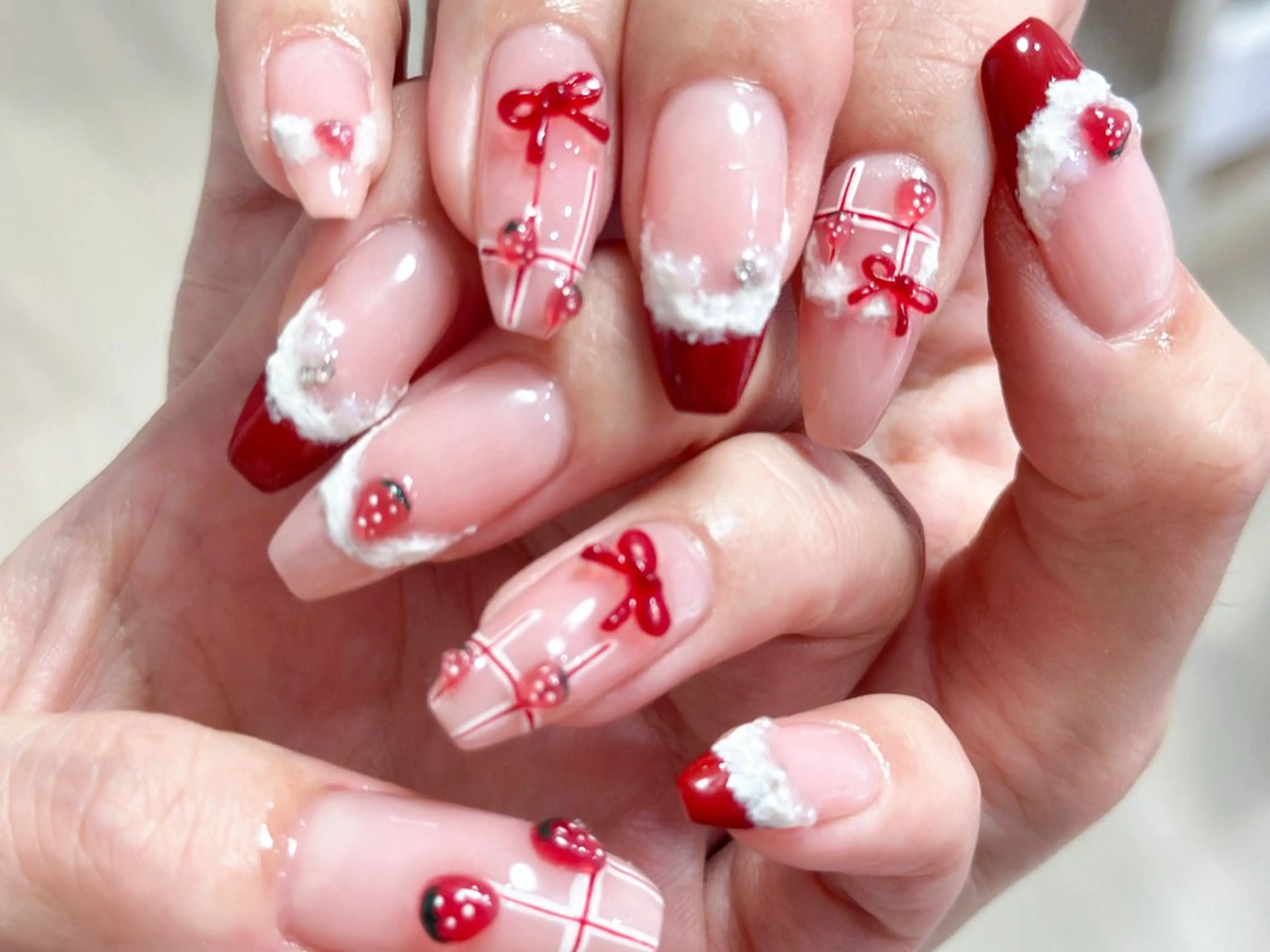 ネイル アートネイル オーロラネイル チークネイル フレンチネイル ガラスフレンチ ハンドネイル 🎀🎀YooLi Nail Salonのネイルデザイン