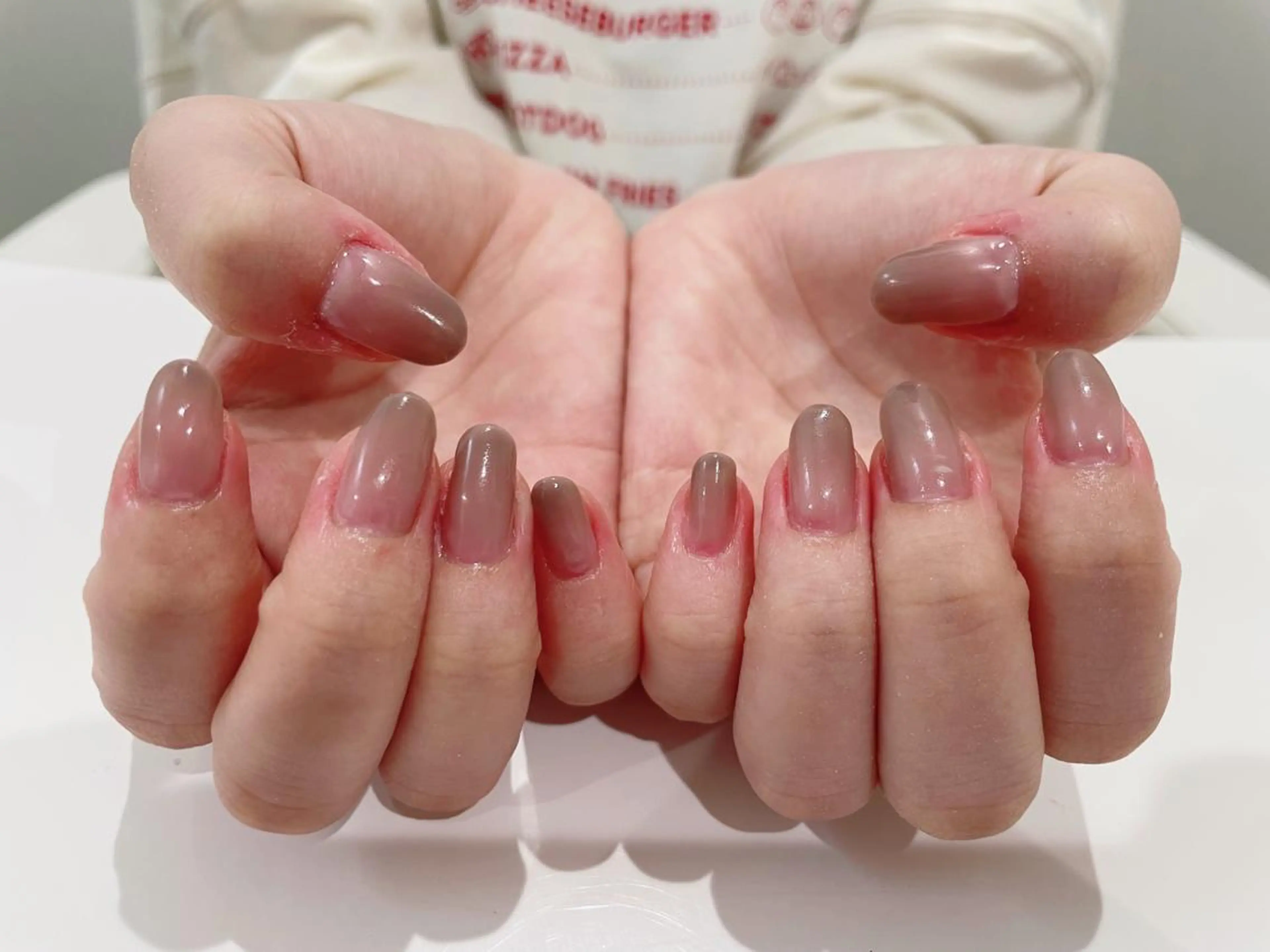 ネイル グラデーション _WHITE+ 南海難波店のネイルデザイン