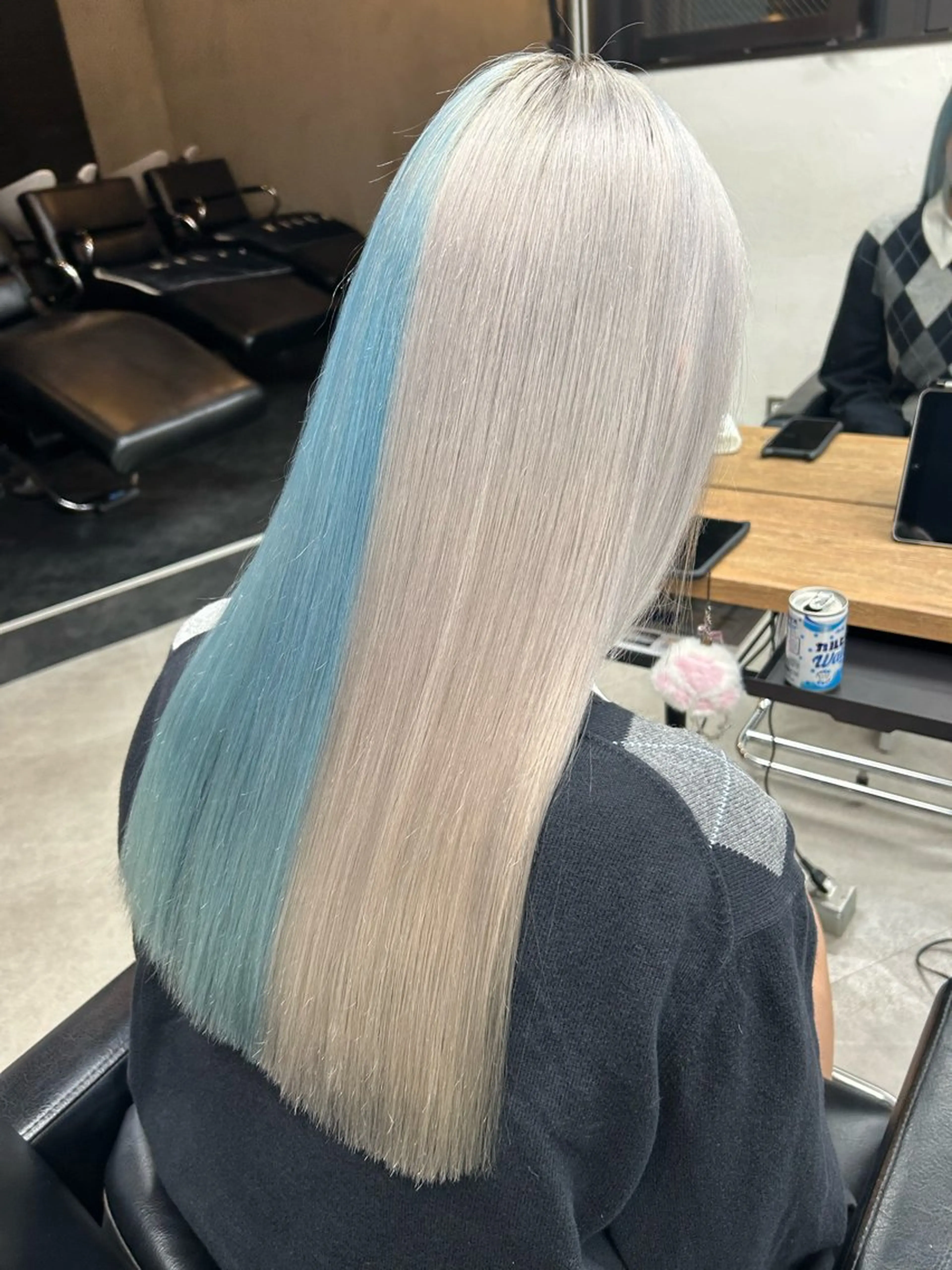 ロング カラー ブリーチ ケアブリーチ トリートメント RYOSUKE ハイトーンのヘアスタイル