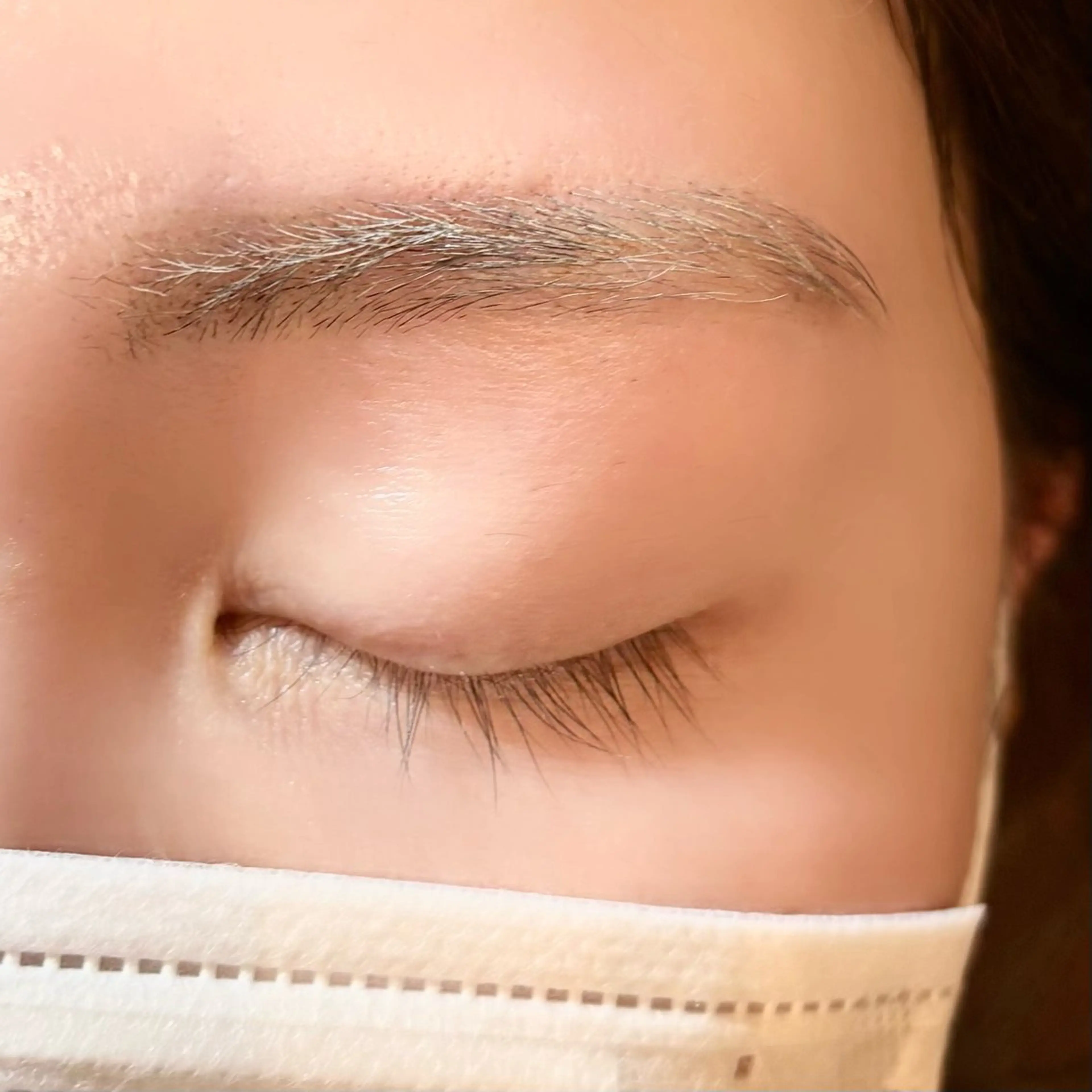 アイブロウ meguru／マツパ ／マツエク／束感のマツエク・マツパデザイン