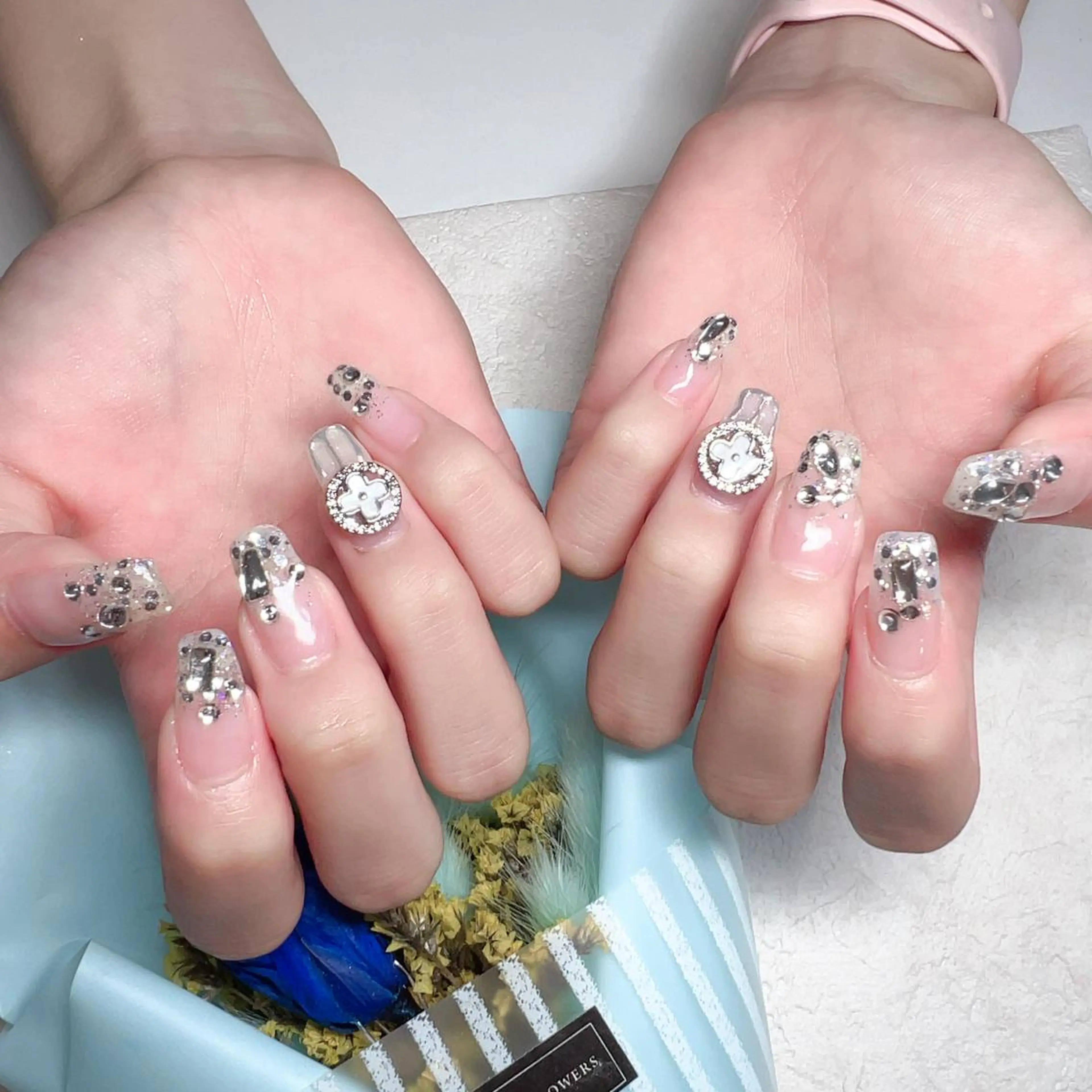 ネイル M🌷nail 長さだし専門店のネイルデザイン