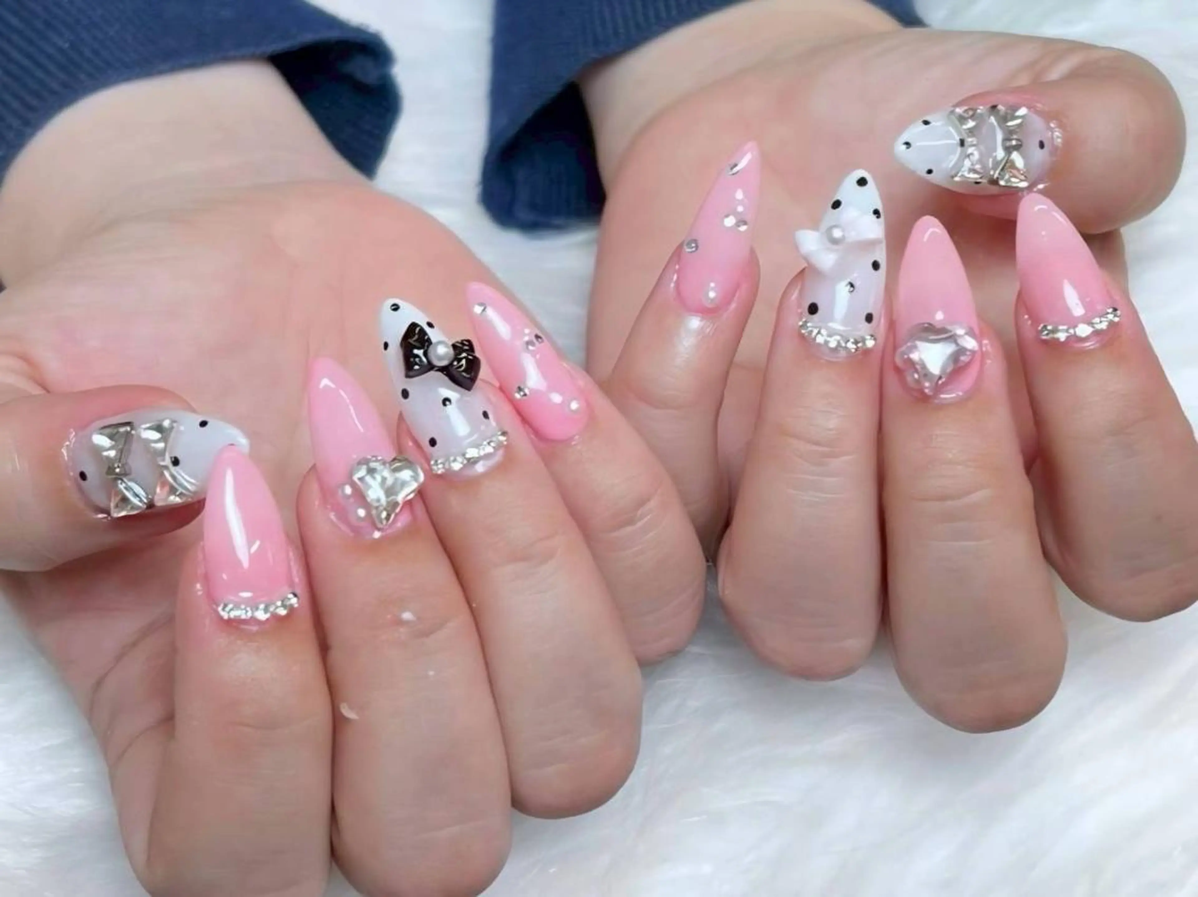 ネイル ジェルネイル マグネットネイル 持ち込み オフィスネイル パラジェル ハンドネイル Mihana Nails.*♡のネイルデザイン