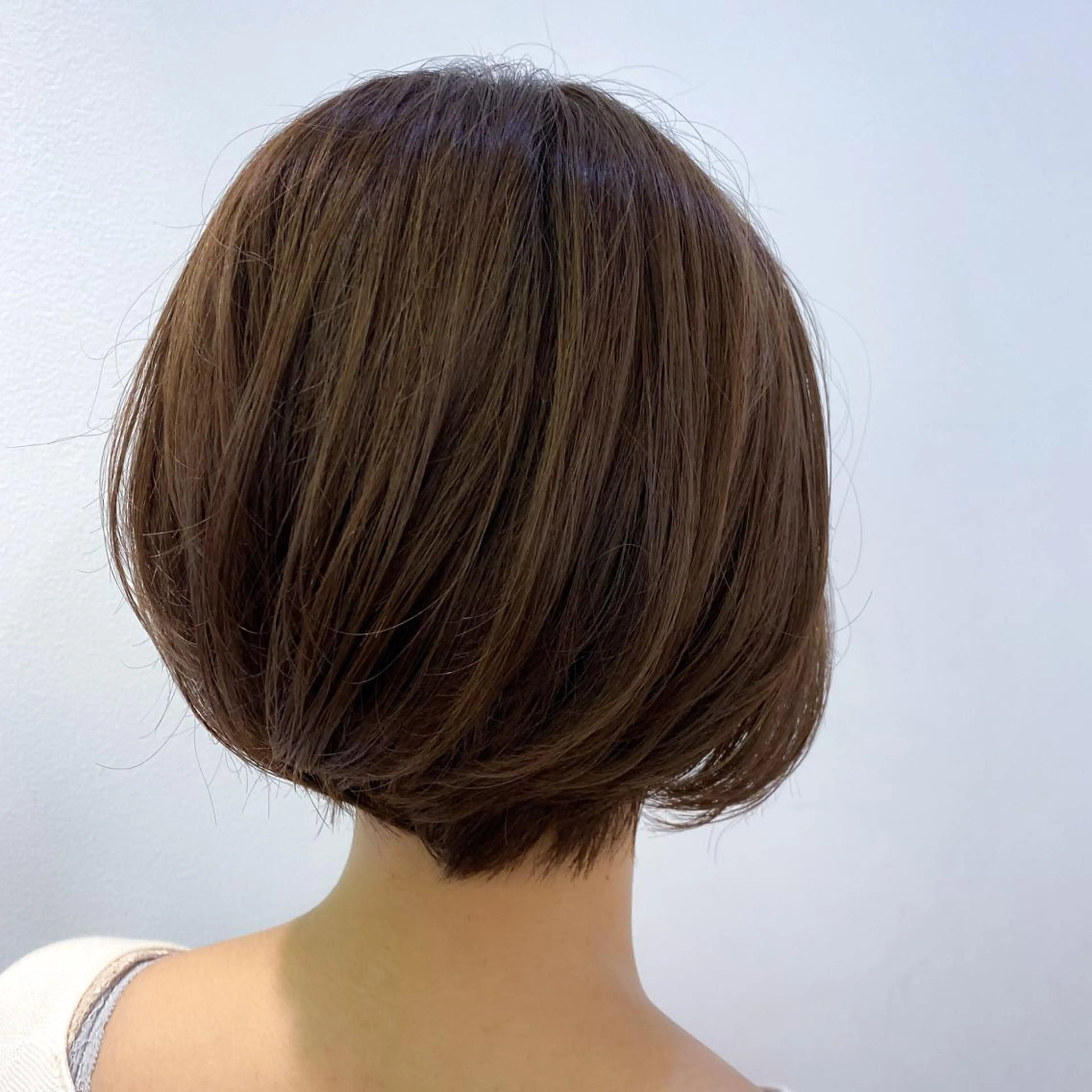 ショート カラー ヘアアレンジ ボブ 地毛風ストレート/ 髪質改善/榎本流行のヘアスタイル