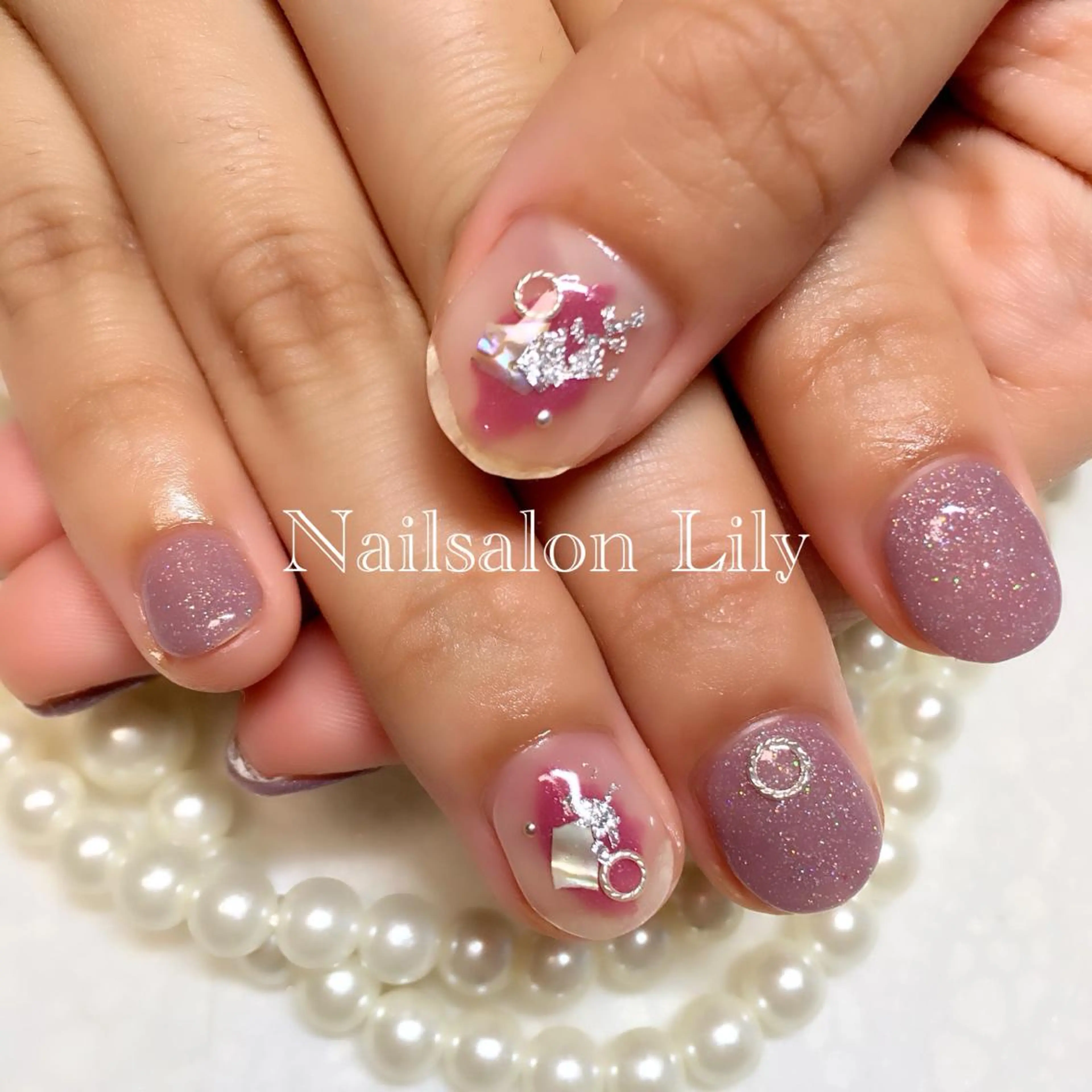ネイル ニュアンスネイル Lily*nail 🌻Mii🌻のネイルデザイン