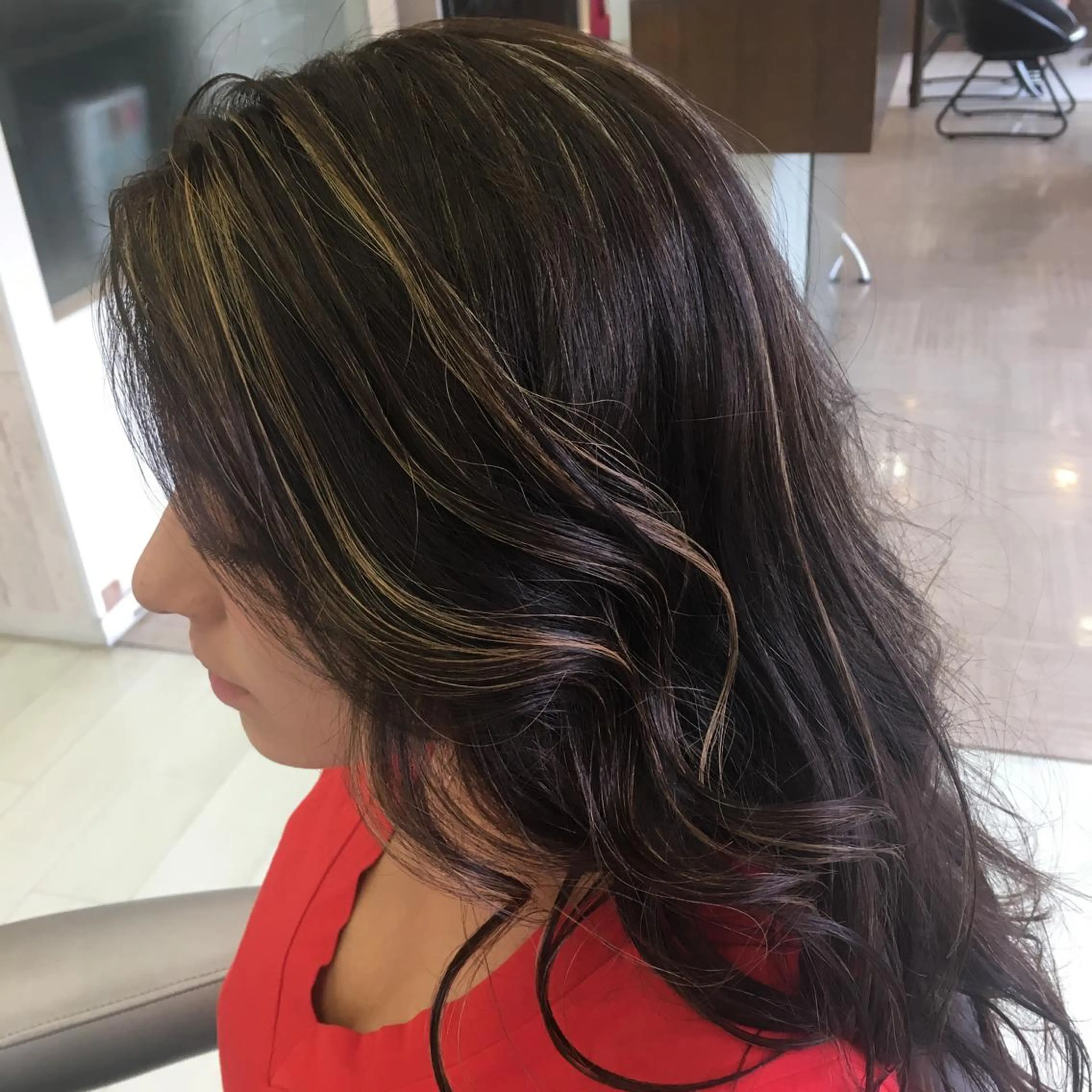 カラー ハイライトカラー Kaede .のヘアスタイル