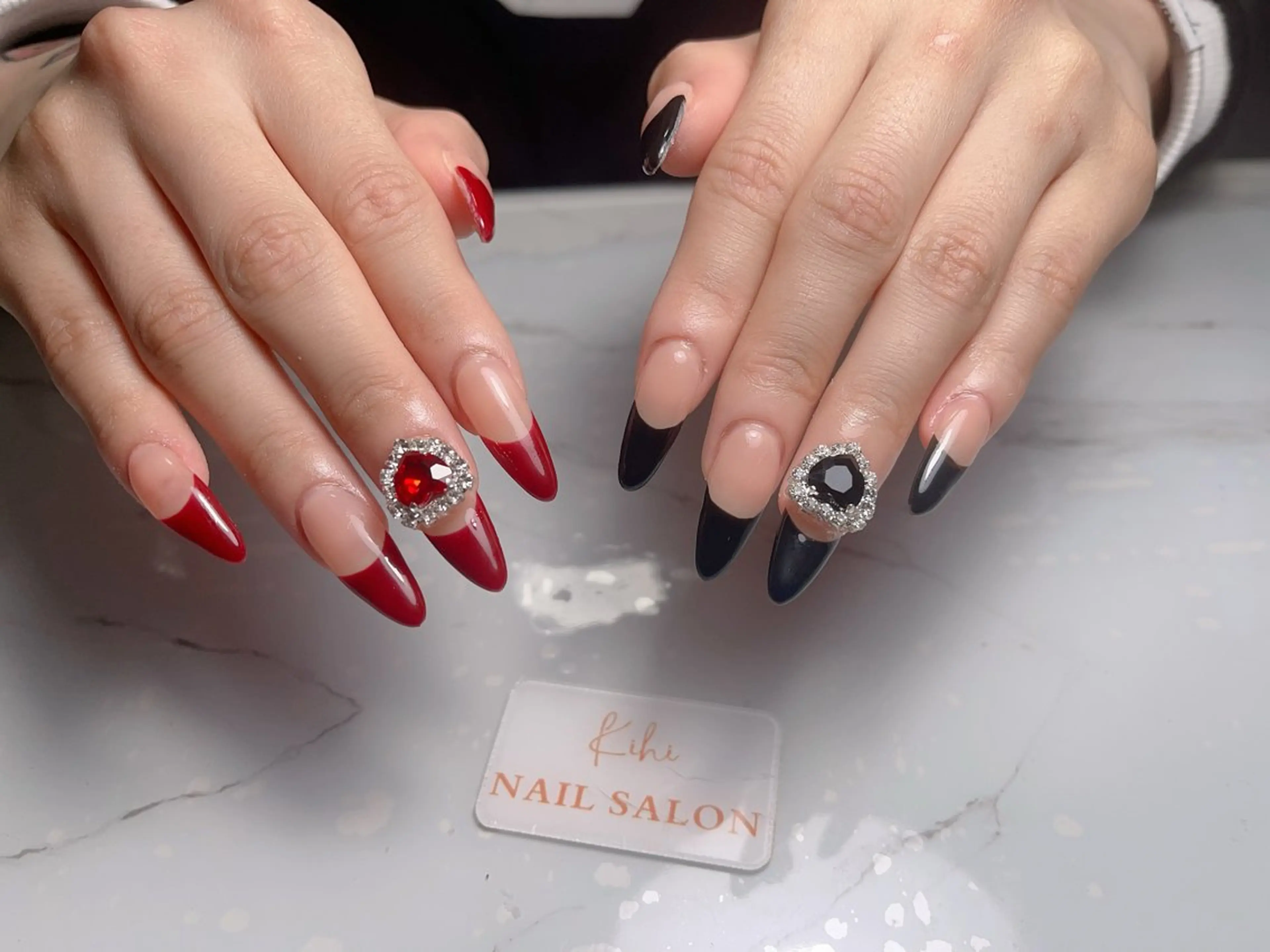 ネイル アートネイル フレンチネイル ジェルネイル グラデーション 韓国ネイル ハンドネイル 💕鈴木ユリ パラジェル/オフ無料のネイルデザイン