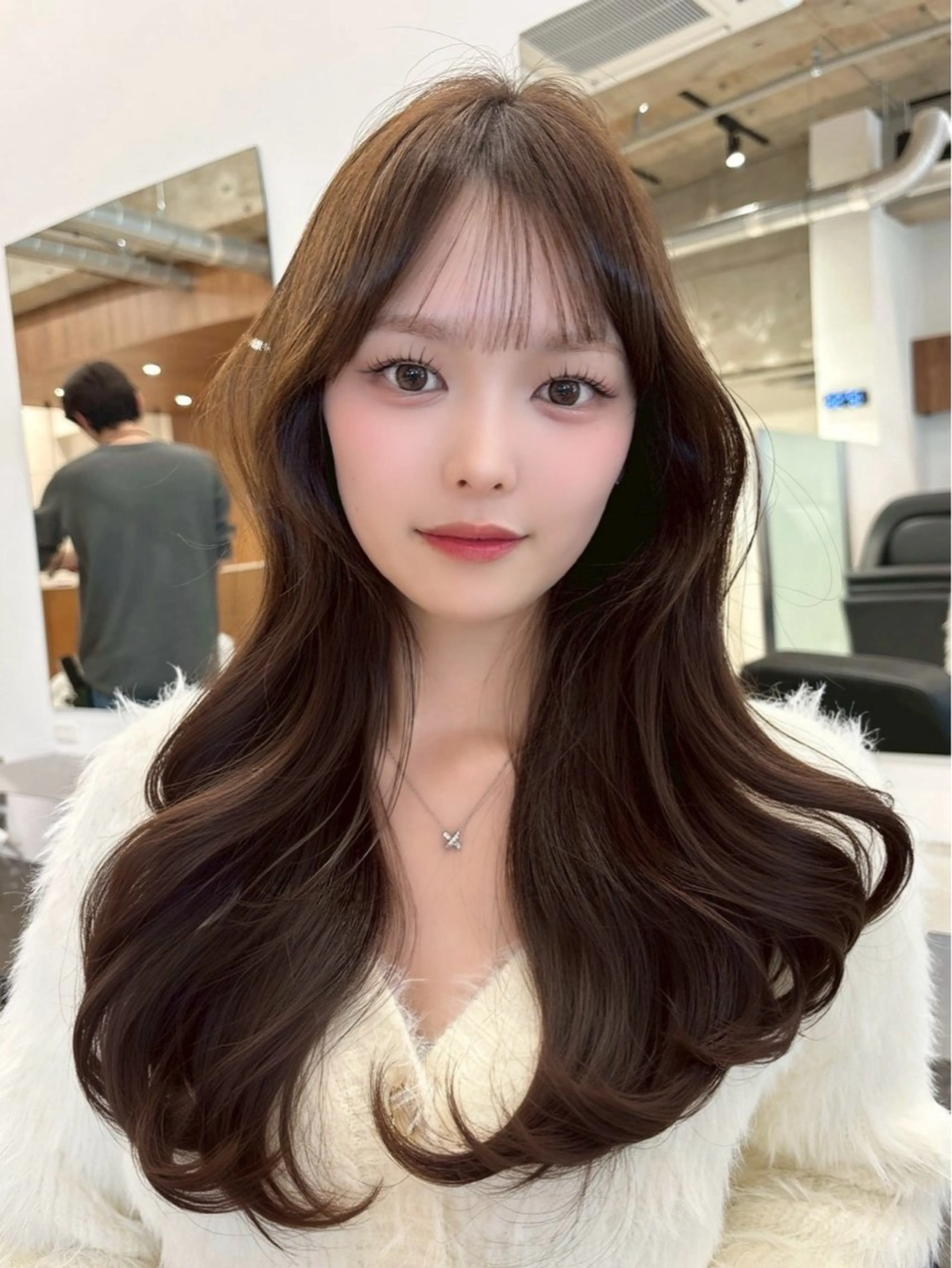 ロング カラー カット ヘアカラー トリートメント ✨顔まわりカット ✨渋谷人気No.1✨のヘアスタイル