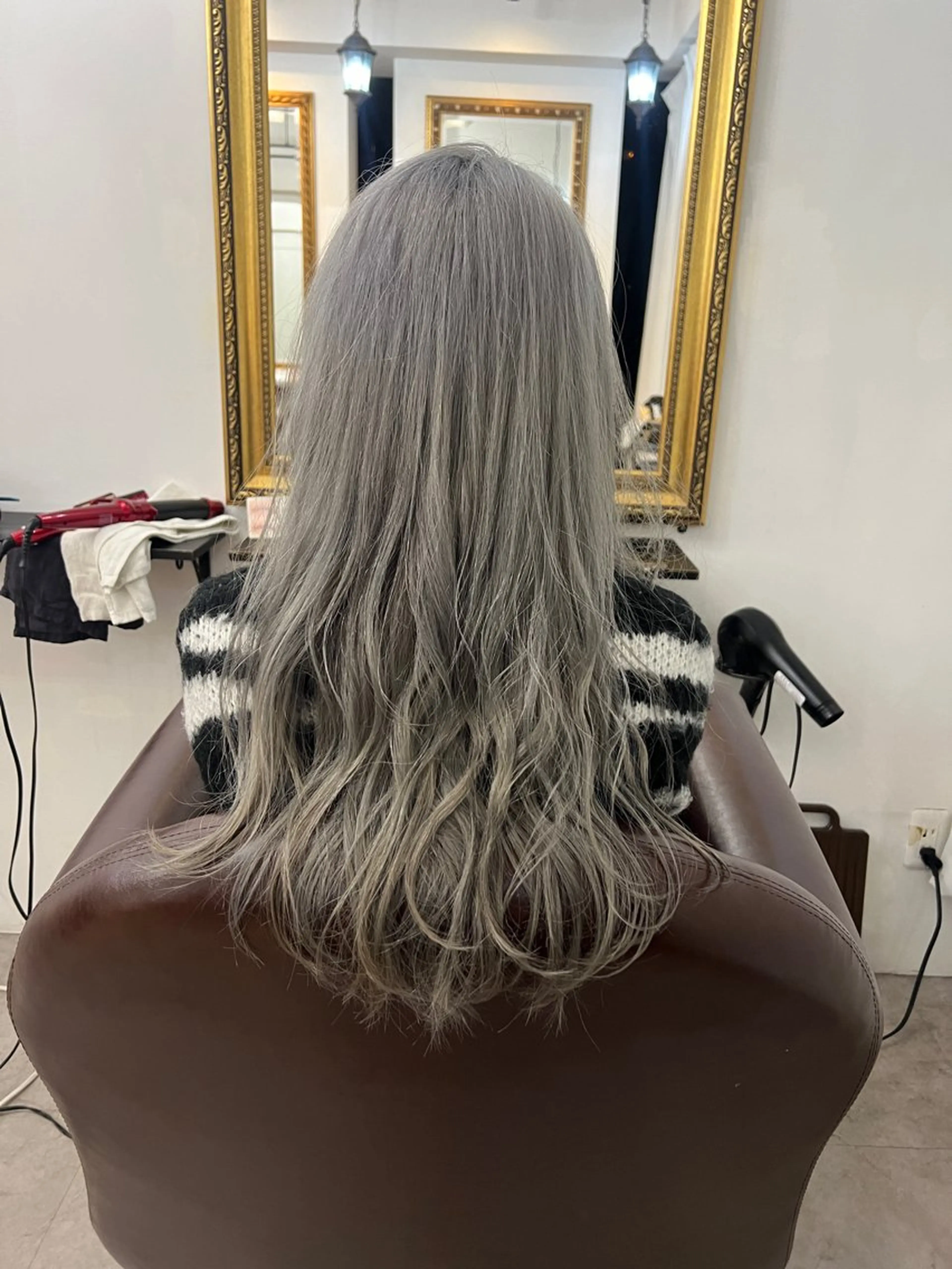 ロング 若宮 宣弘のヘアスタイル