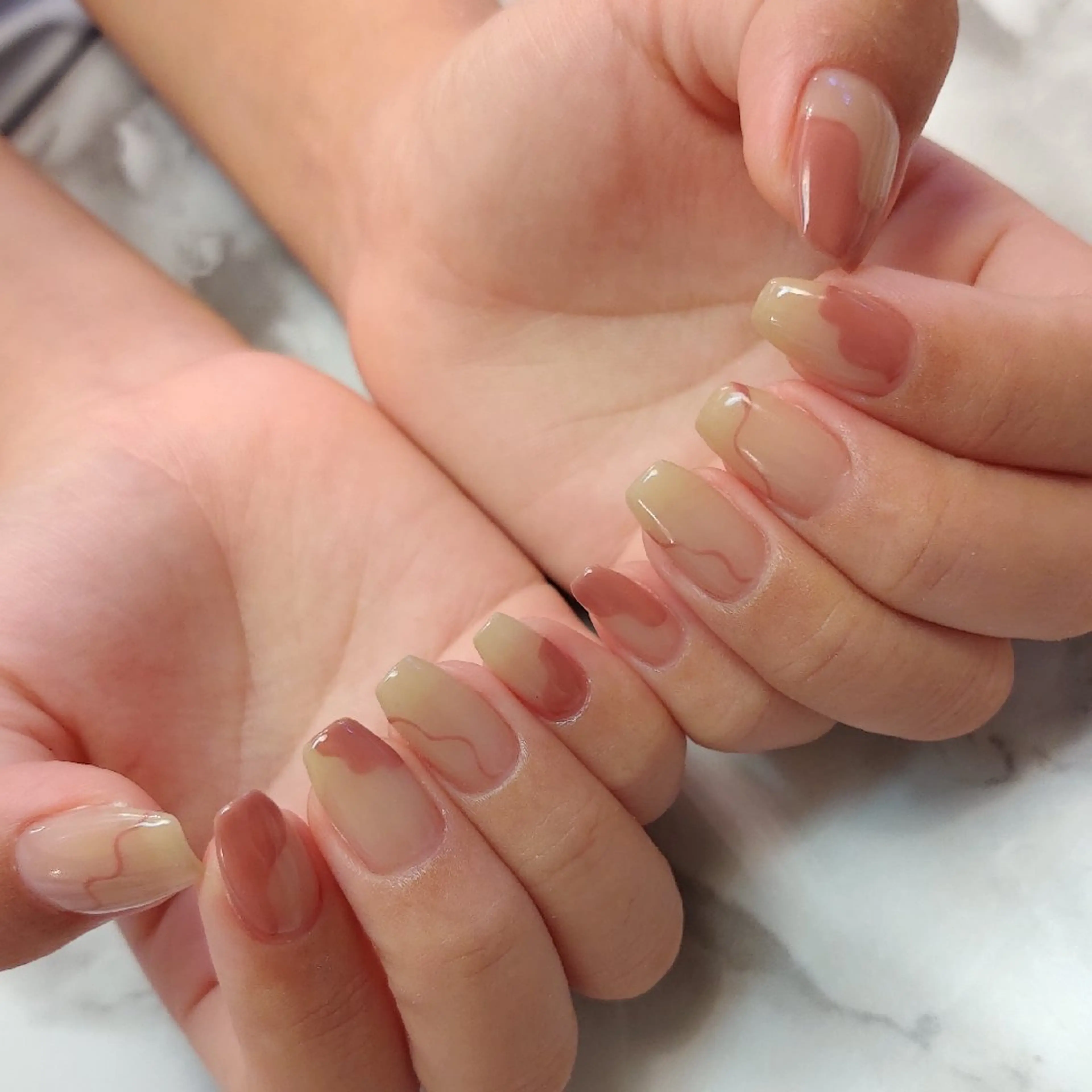 ネイル ジェヌインネイル 河内のネイルデザイン