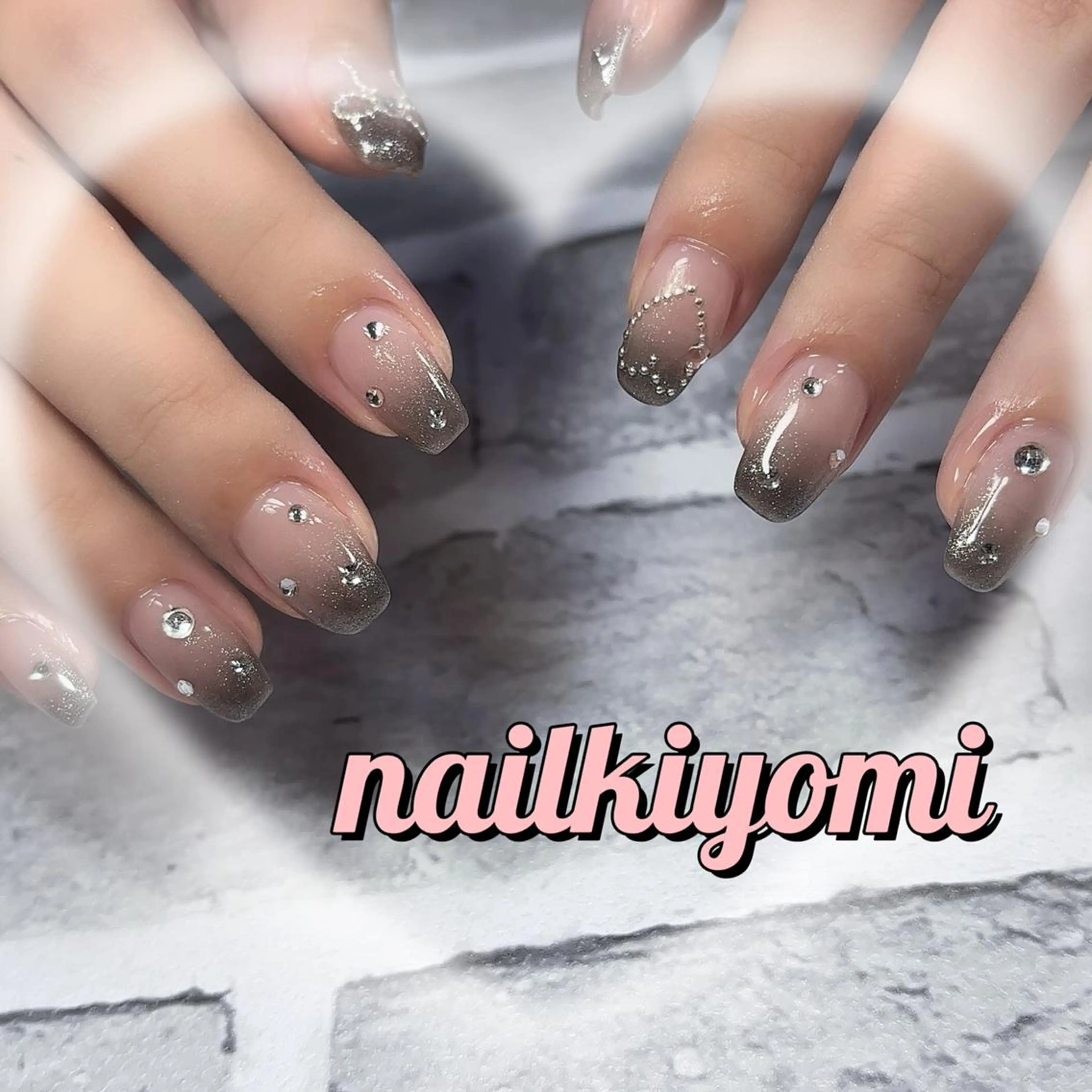 ネイル ロングネイル マグネットネイル 持ち込み 🦋Kiyomi. 🦋のネイルデザイン