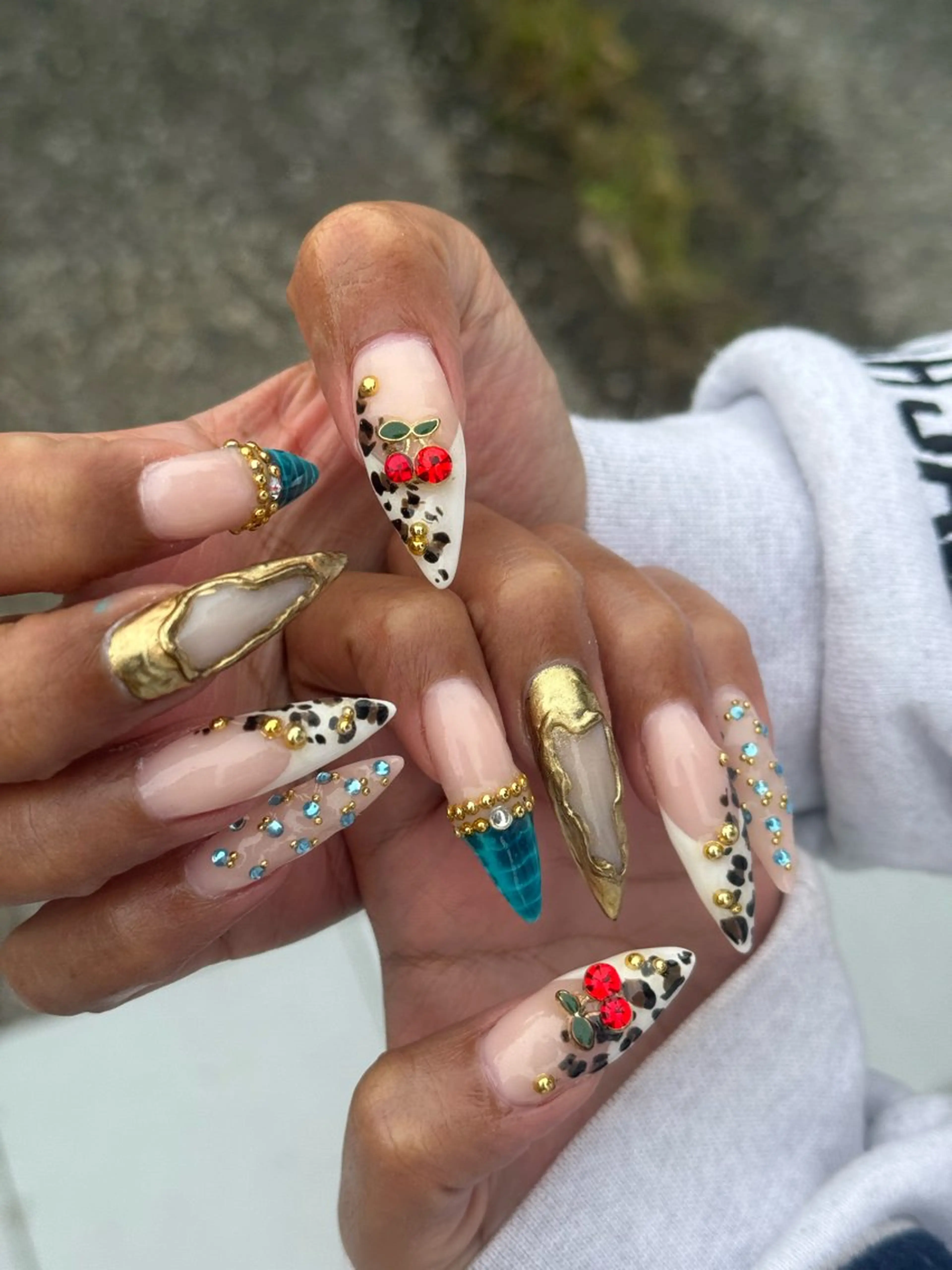 ロング クッキー ネイルズのネイルデザイン